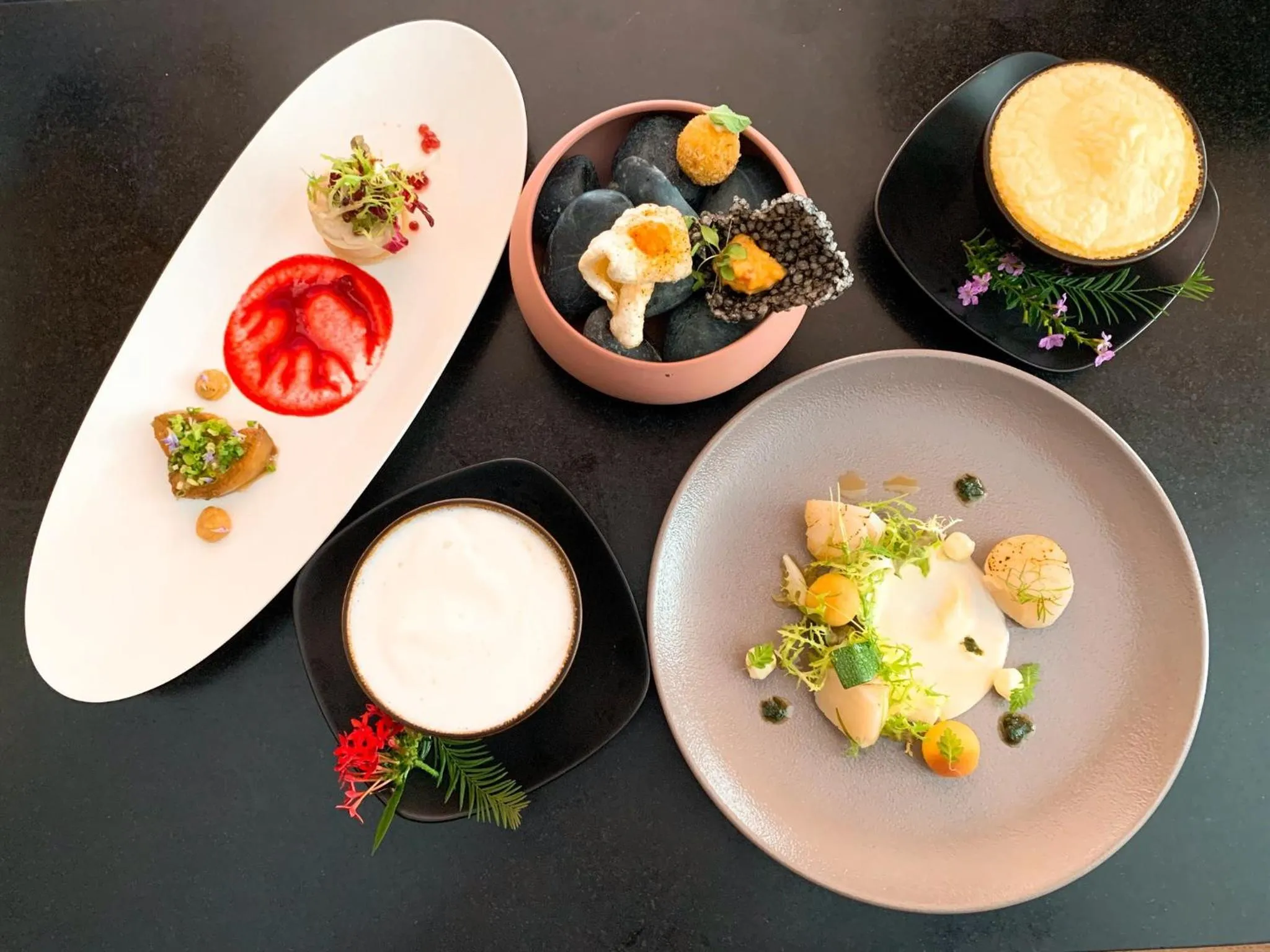 Food in Volando Urai Spring Spa & Resort