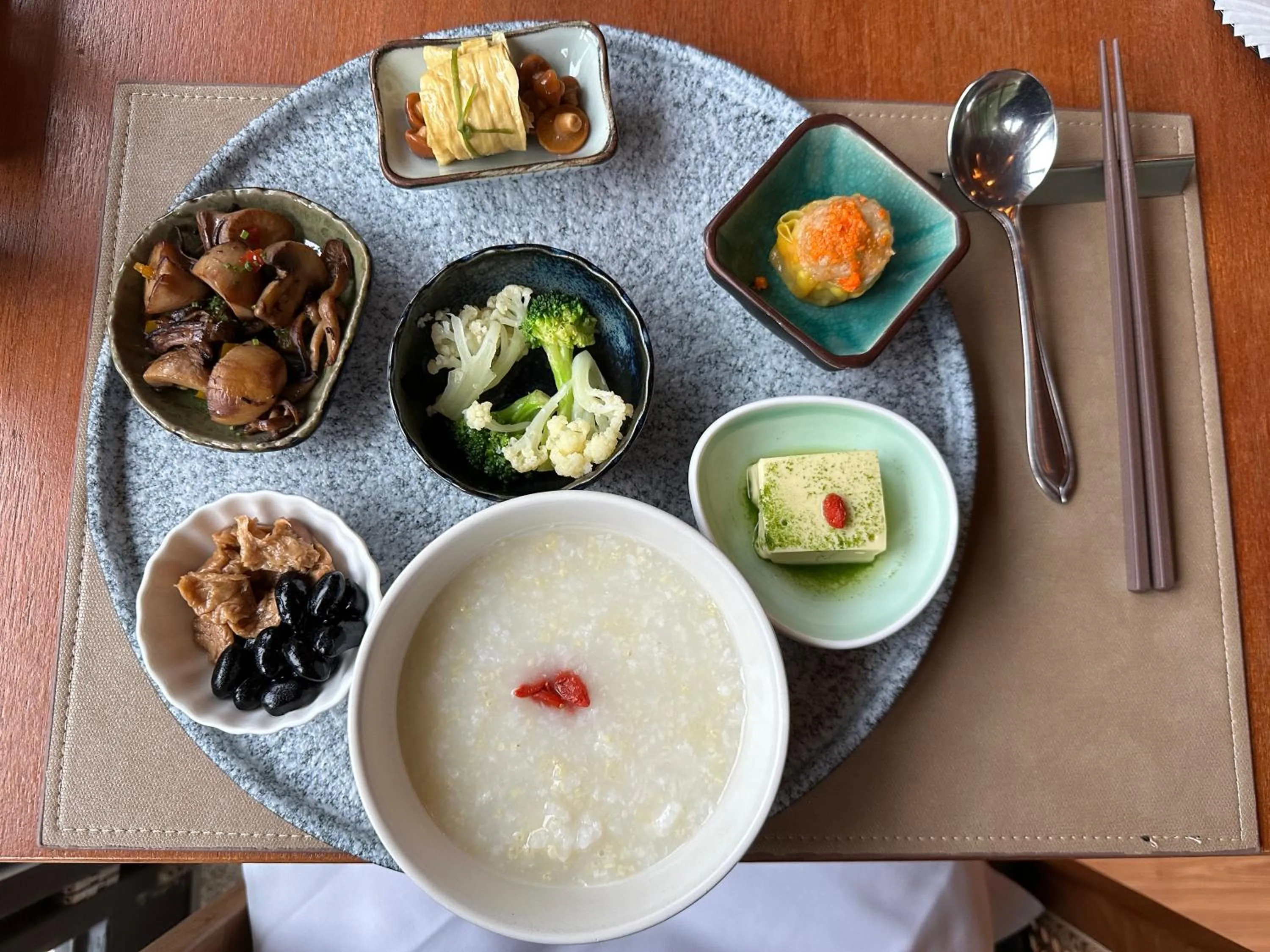 Food in Volando Urai Spring Spa & Resort