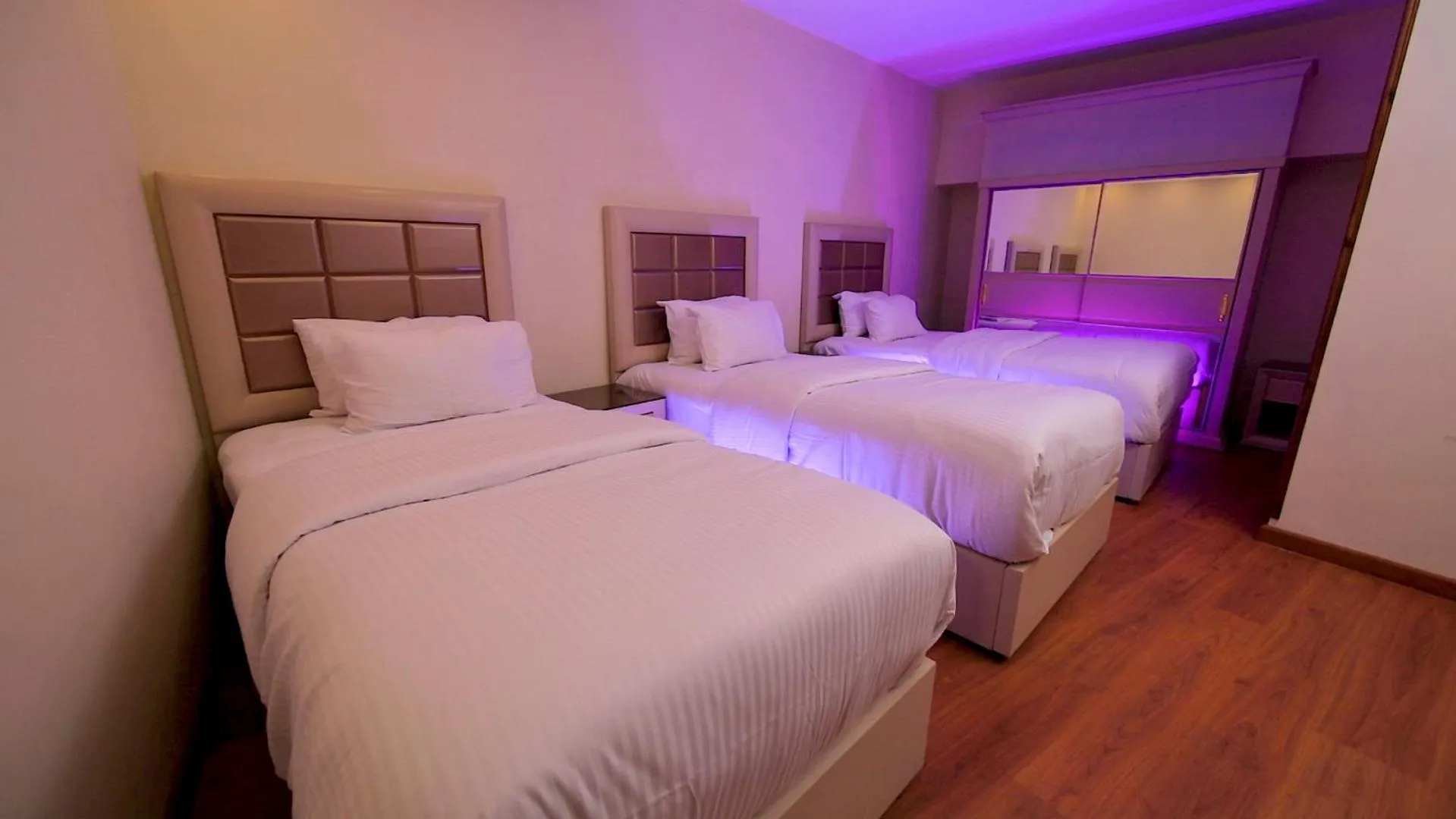 Bedroom, Bed in Villa 14 Suites