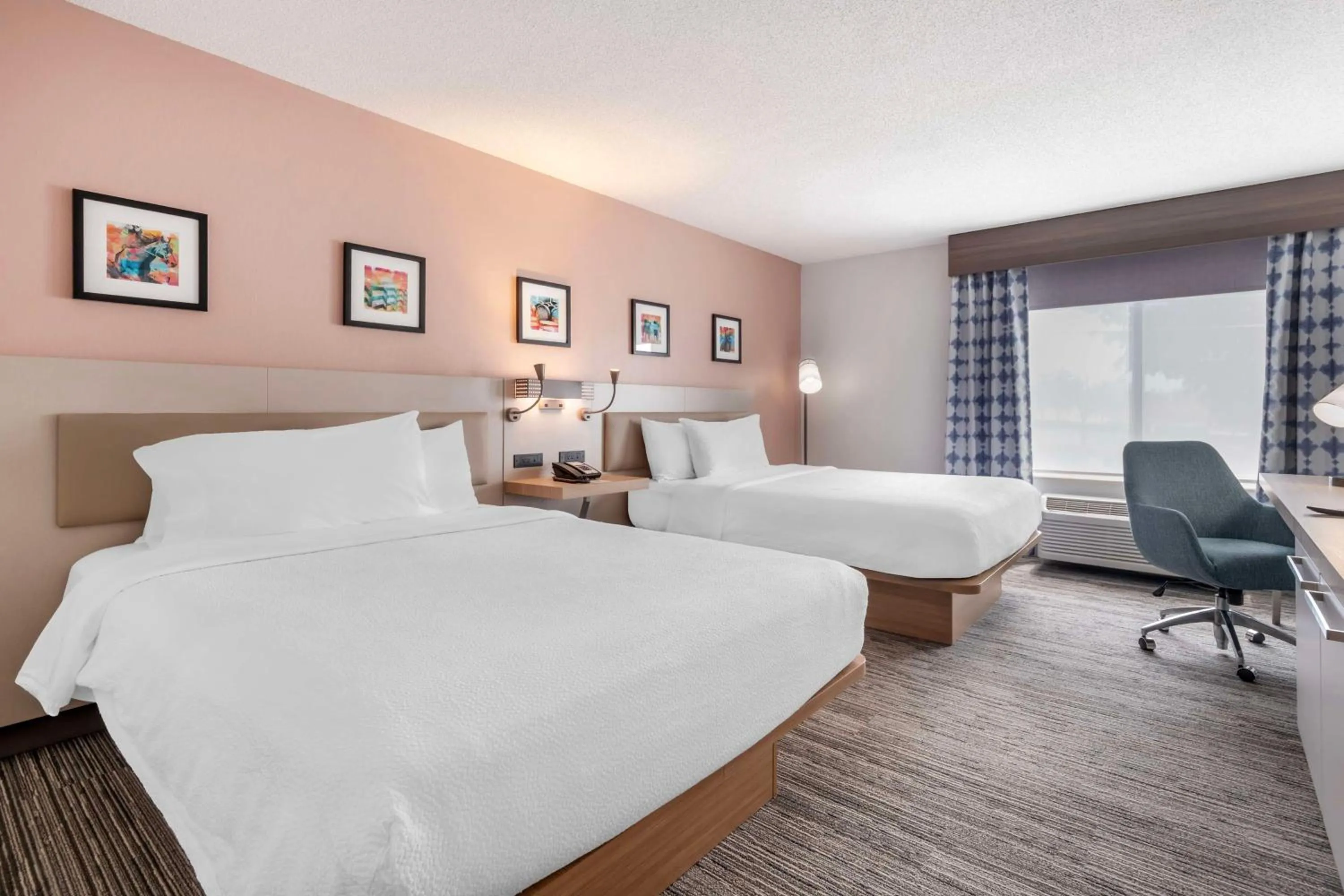 Bed in Hilton Garden Inn Lexington