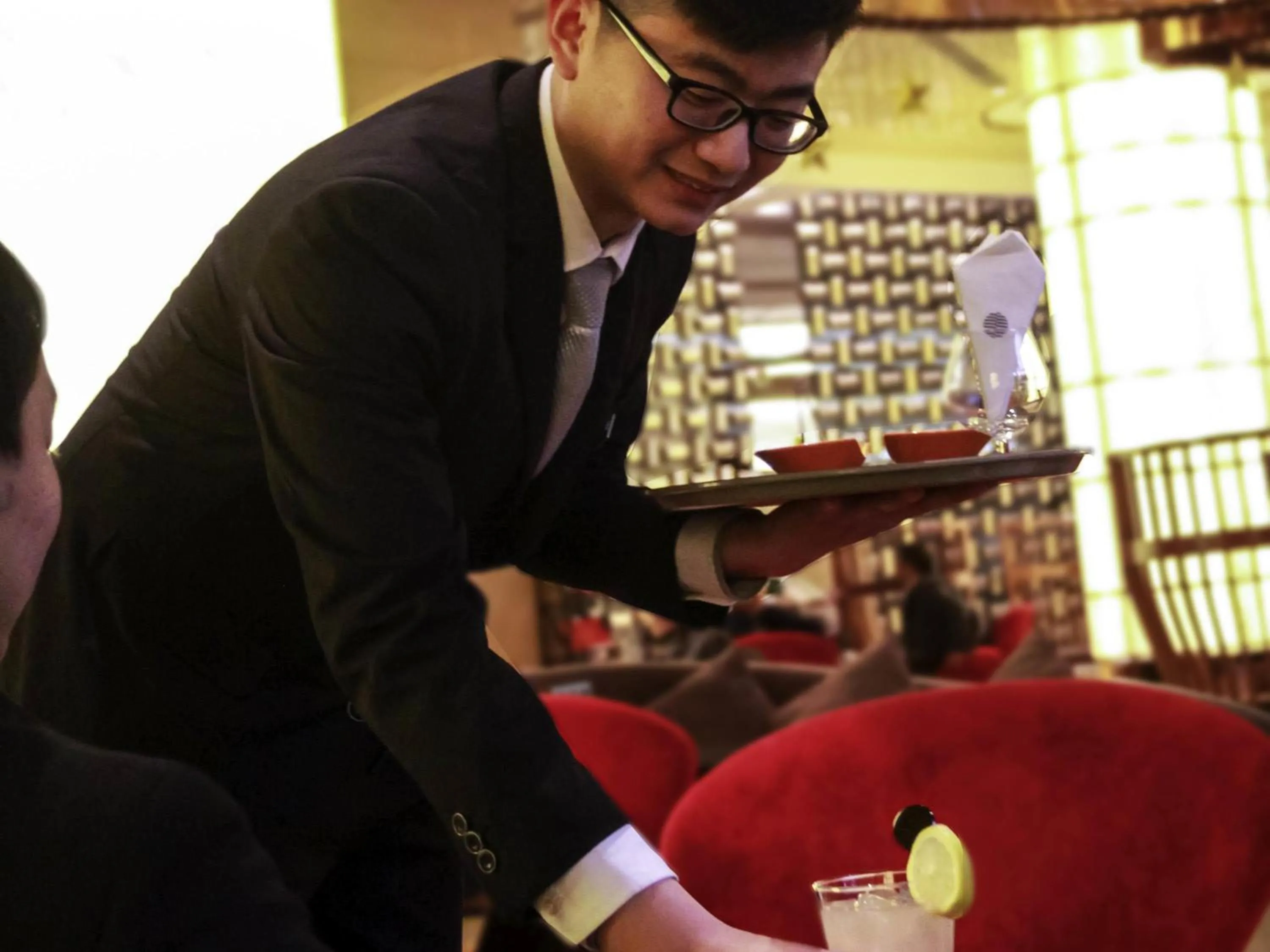 Lounge or bar in Pullman Linyi Lushang