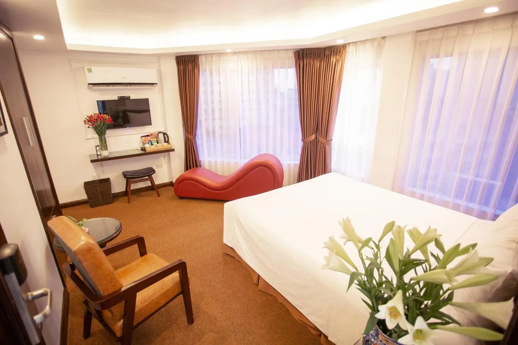 Bed in Dinh Hotel Bed in Dinh Hotel