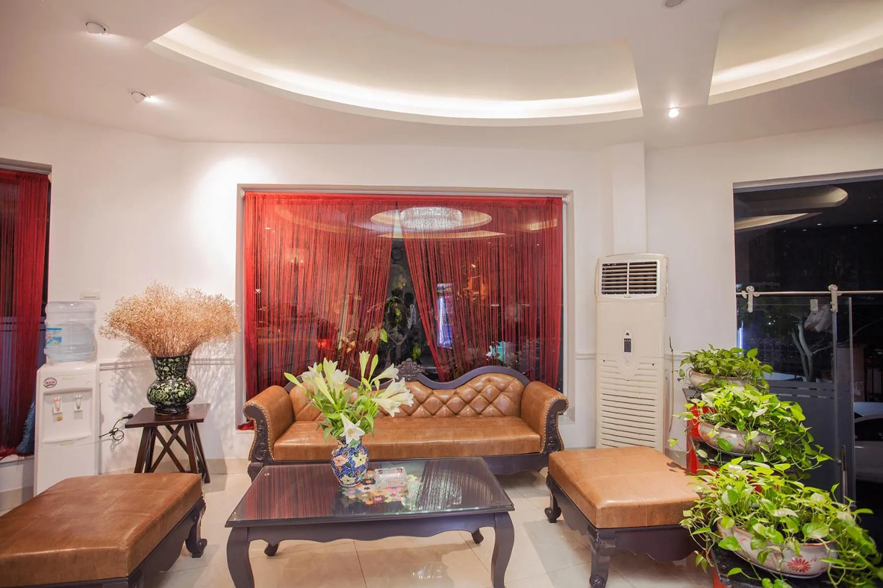 Property building in Dinh Hotel