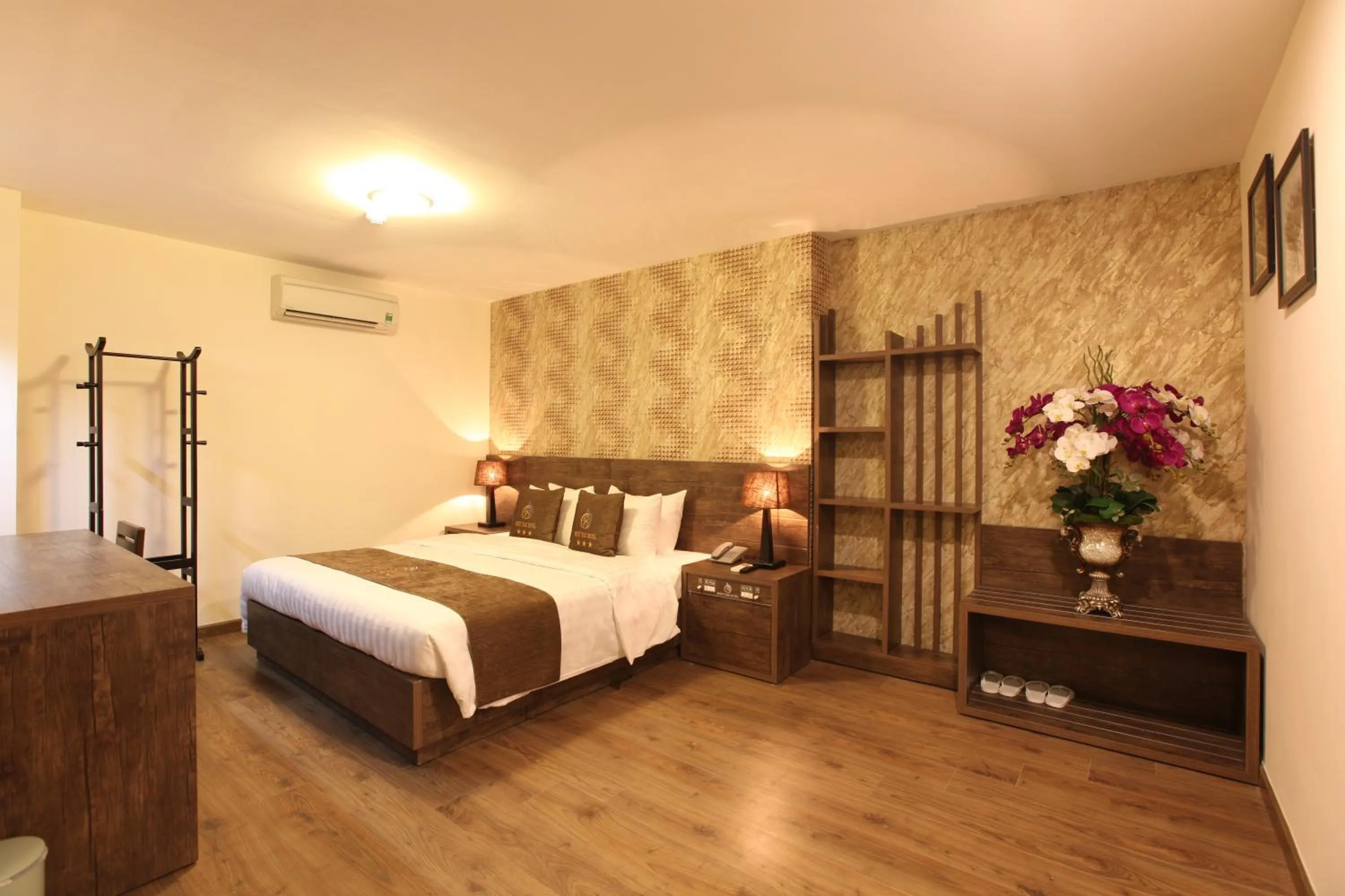 Bed in Minh Tam Hotel & Spa 3/2