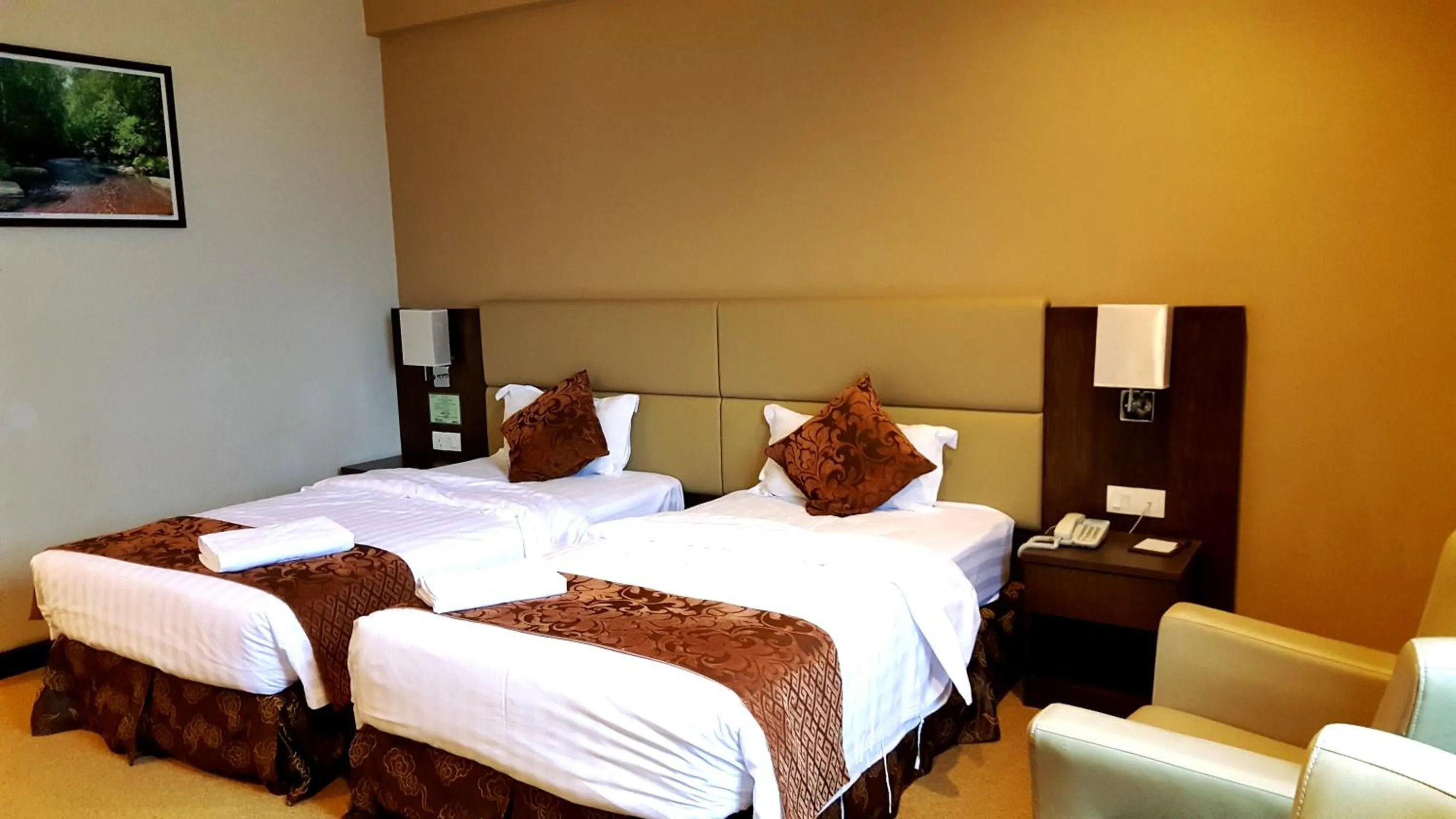 Bed in Lintas View Hotel