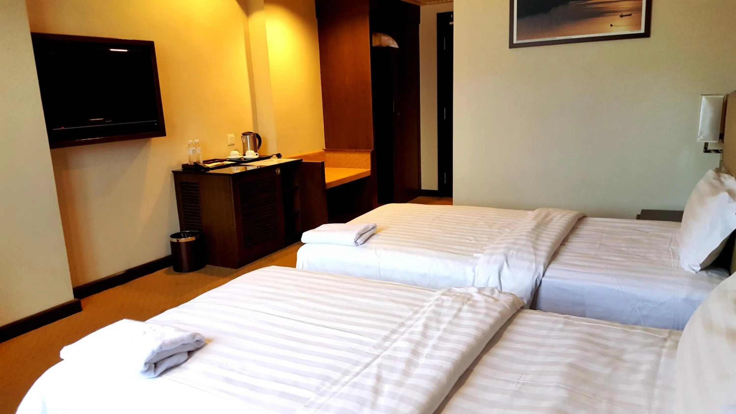 Bed in Lintas View Hotel