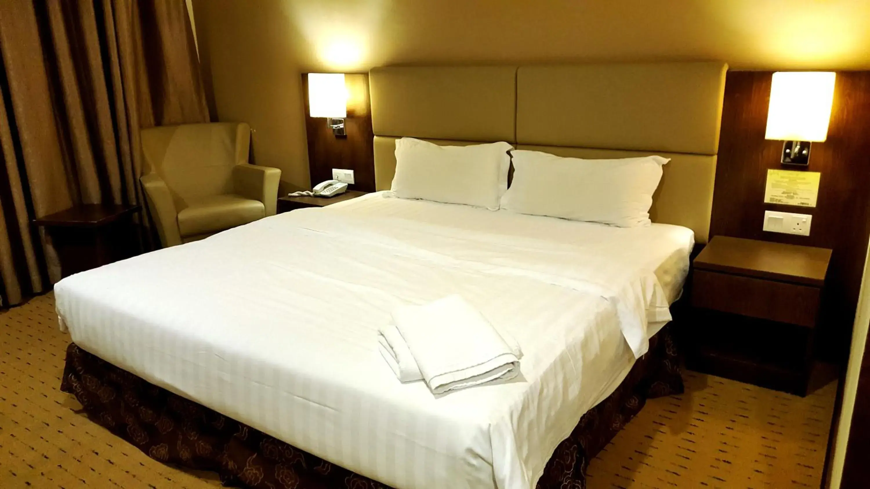 Bed in Lintas View Hotel Bed in Lintas View Hotel