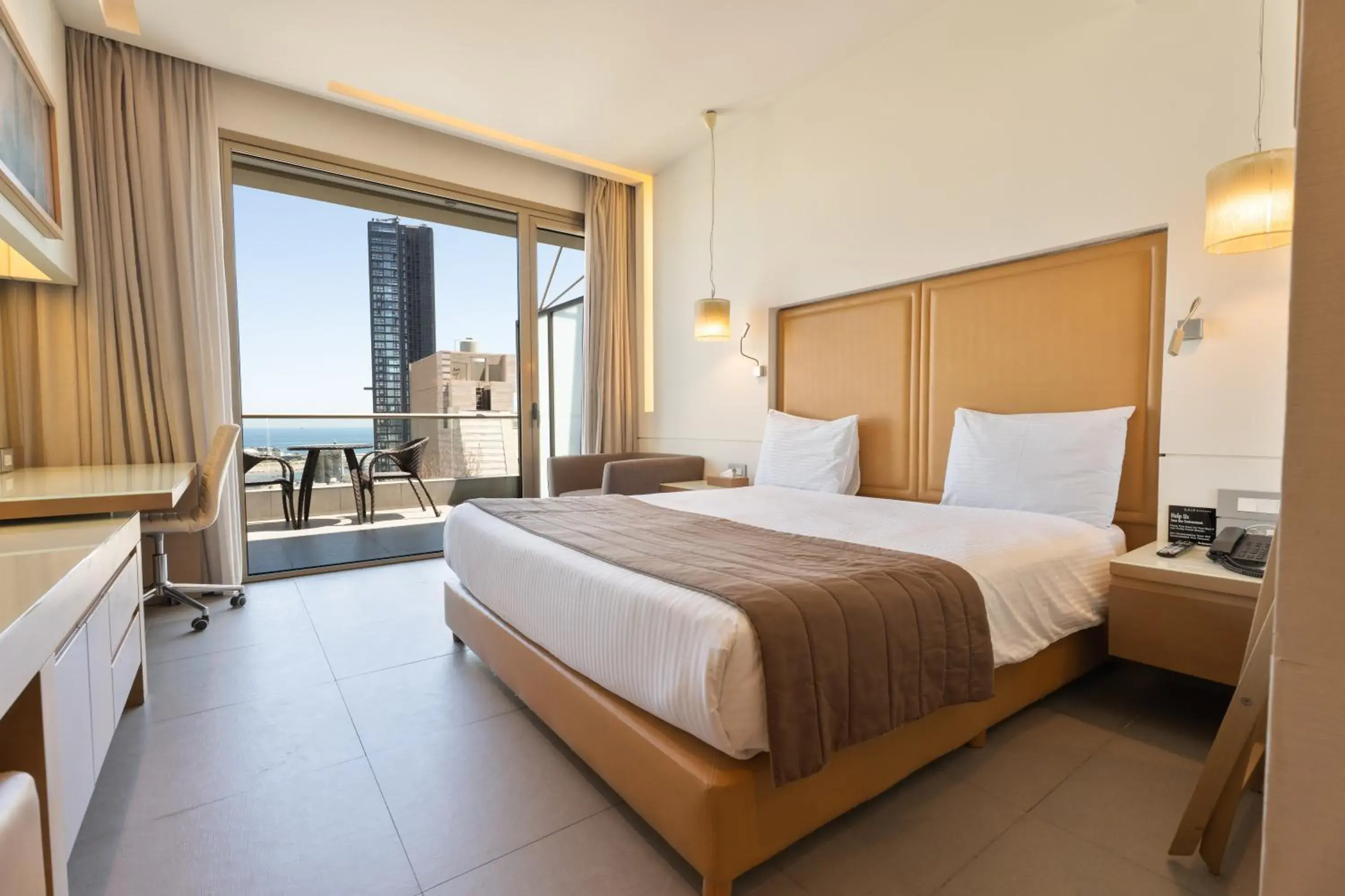 Bed in Saifi Suites Hotel Bed in Saifi Suites Hotel