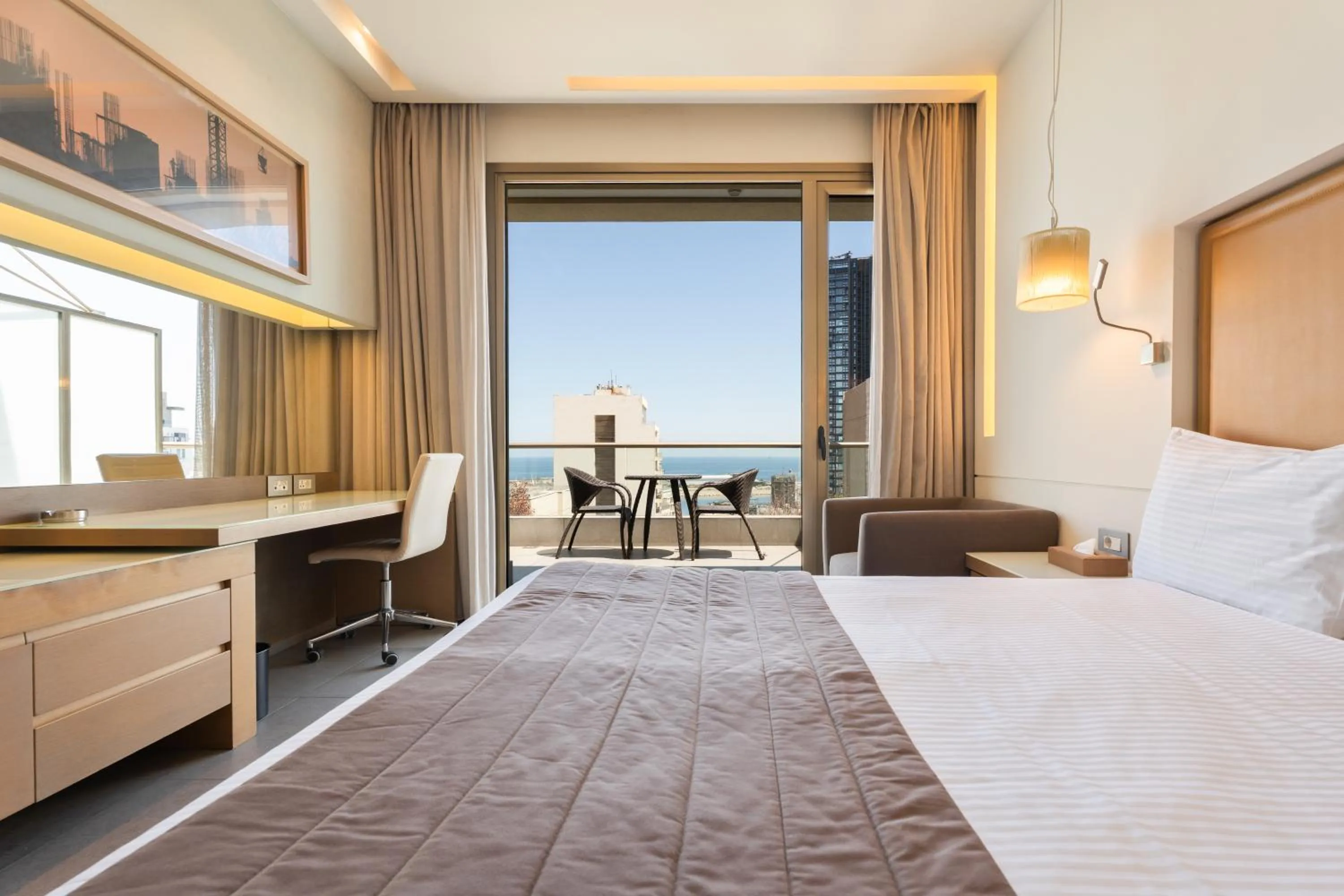 Bed in Saifi Suites Hotel