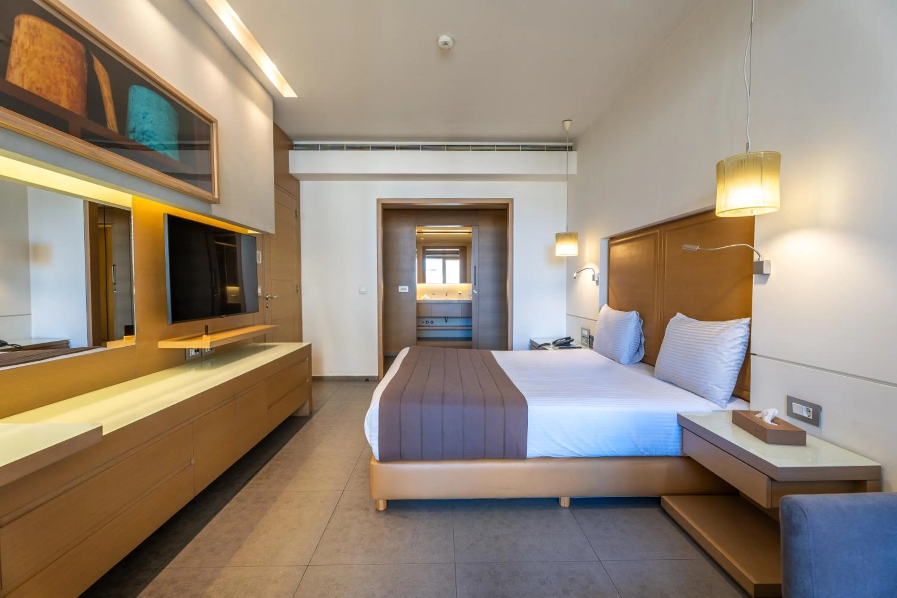 Bedroom, Bed in Saifi Suites Hotel