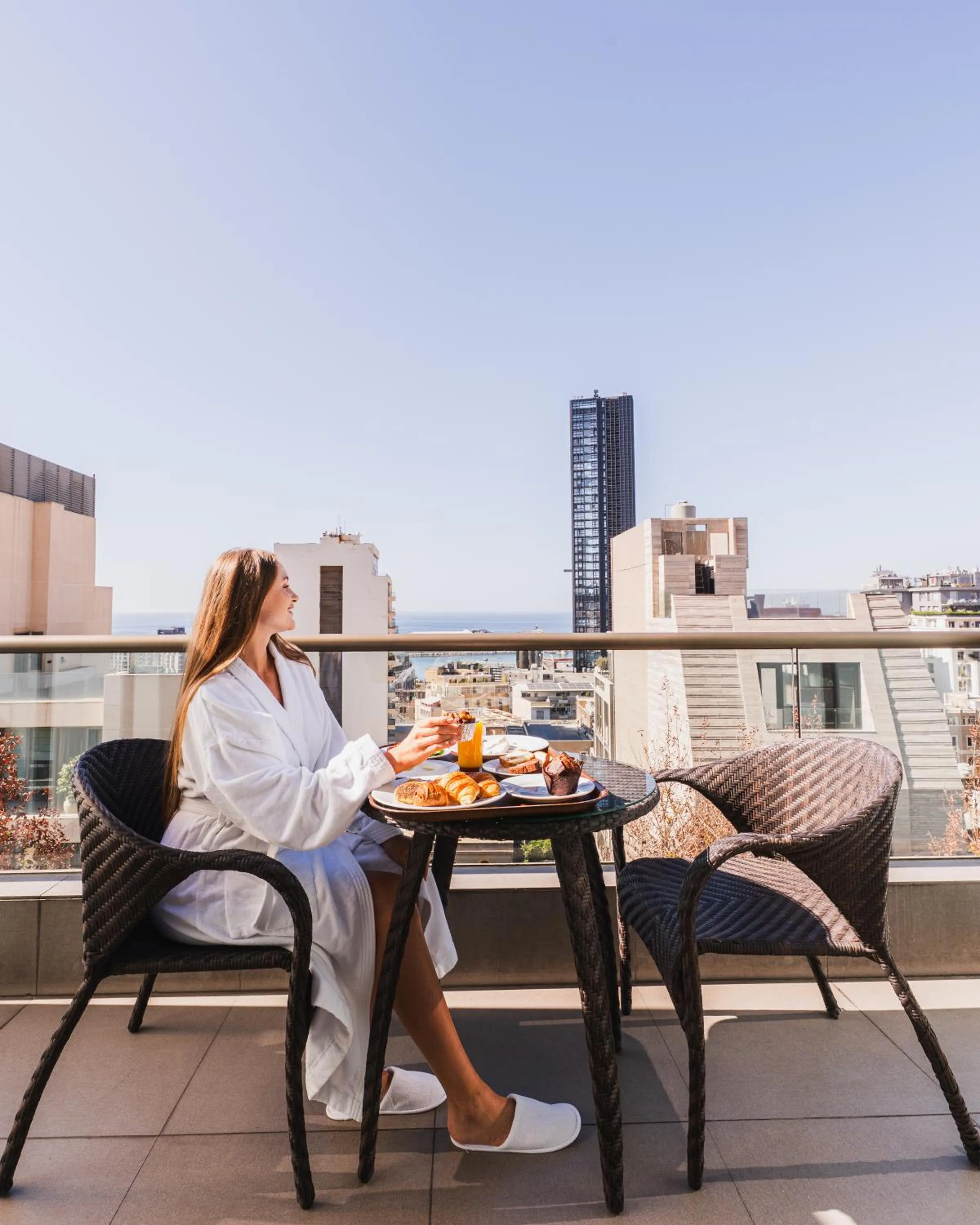 Balcony/Terrace in Saifi Suites Hotel