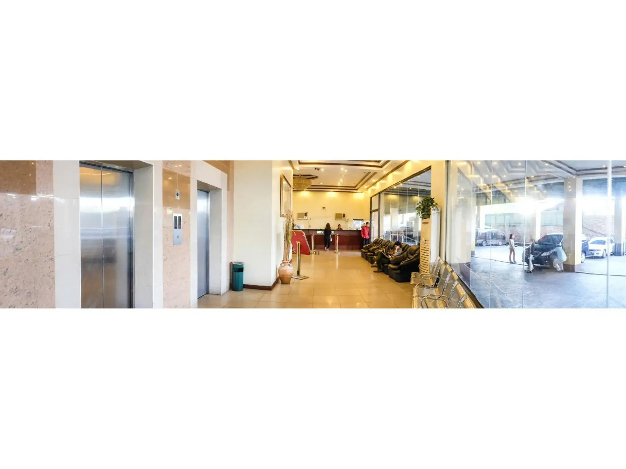 Lobby or reception in Crowne Garden Hotel Lobby or reception in Crowne Garden Hotel