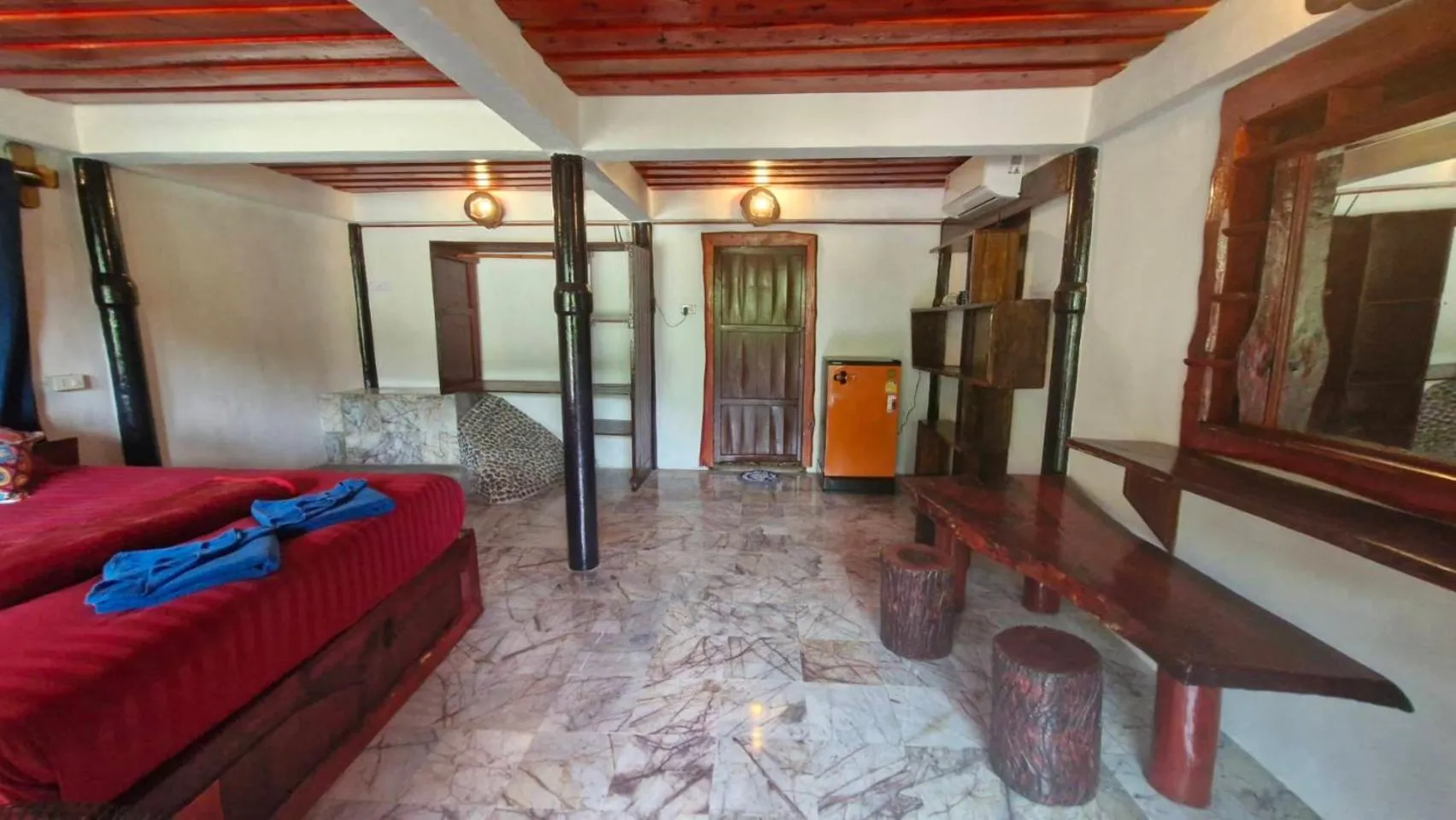 Bed in Mai Pen Rai Bungalows