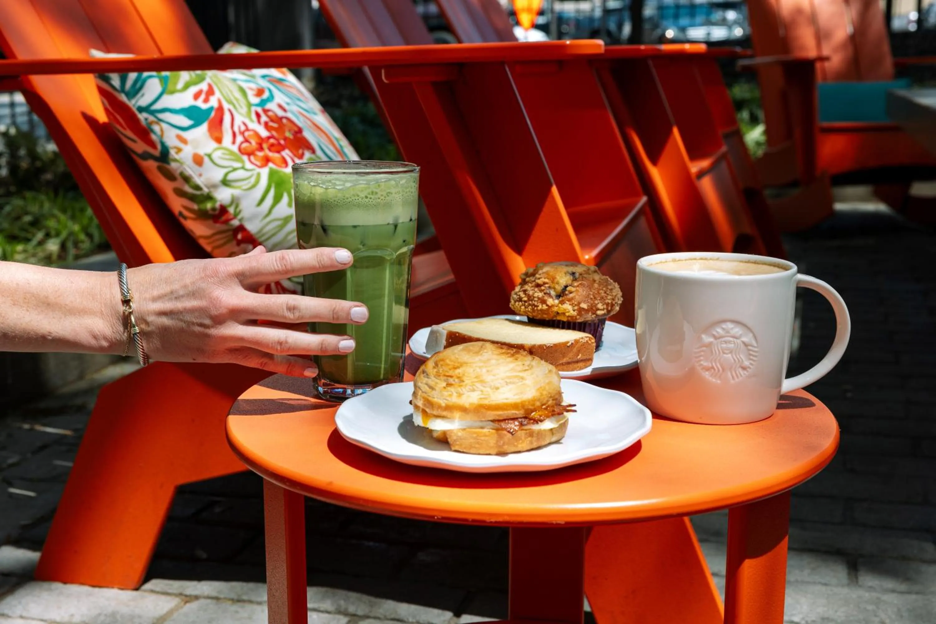 Coffee/tea facilities in Hilton Knoxville