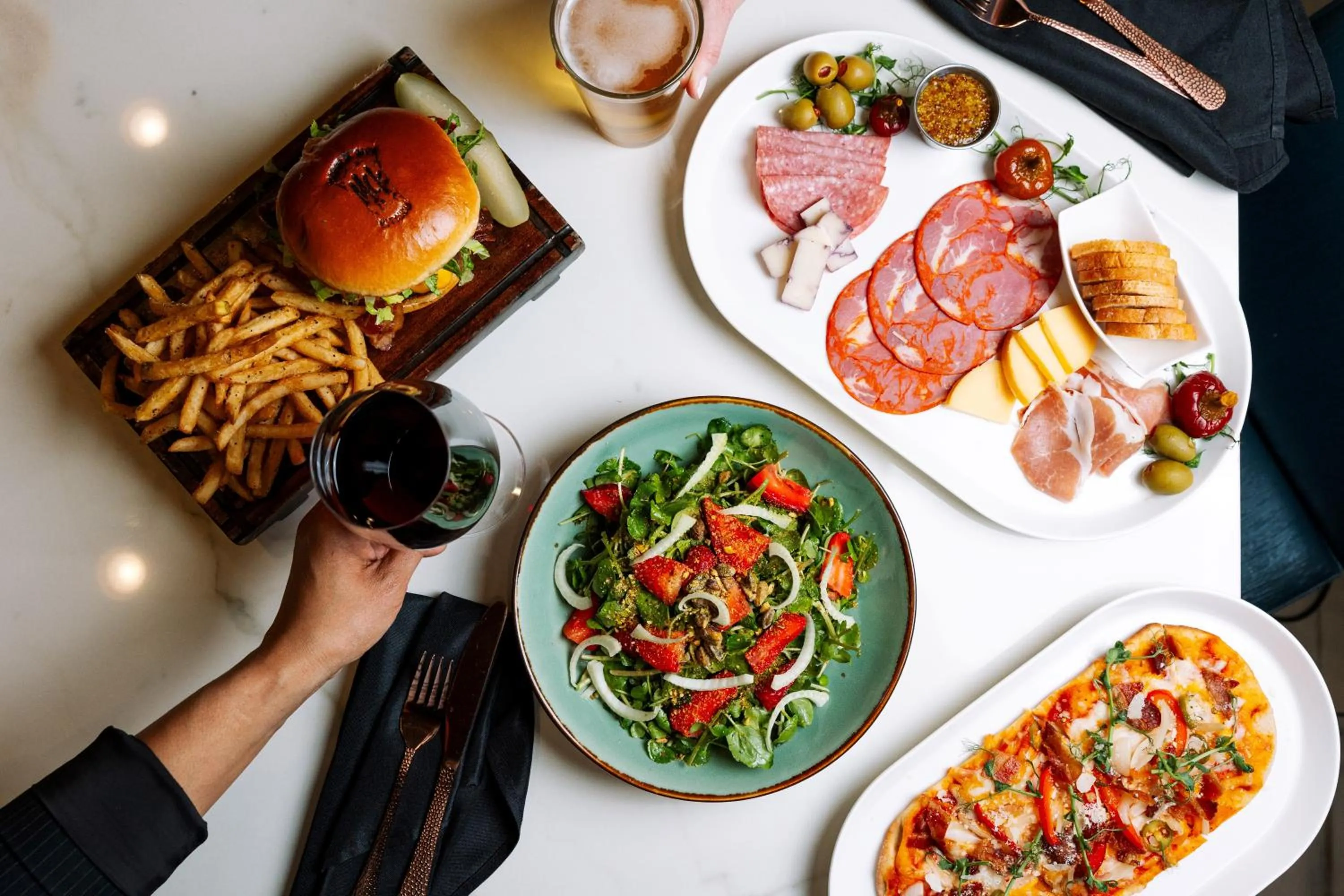 Food and drinks in Hilton Knoxville