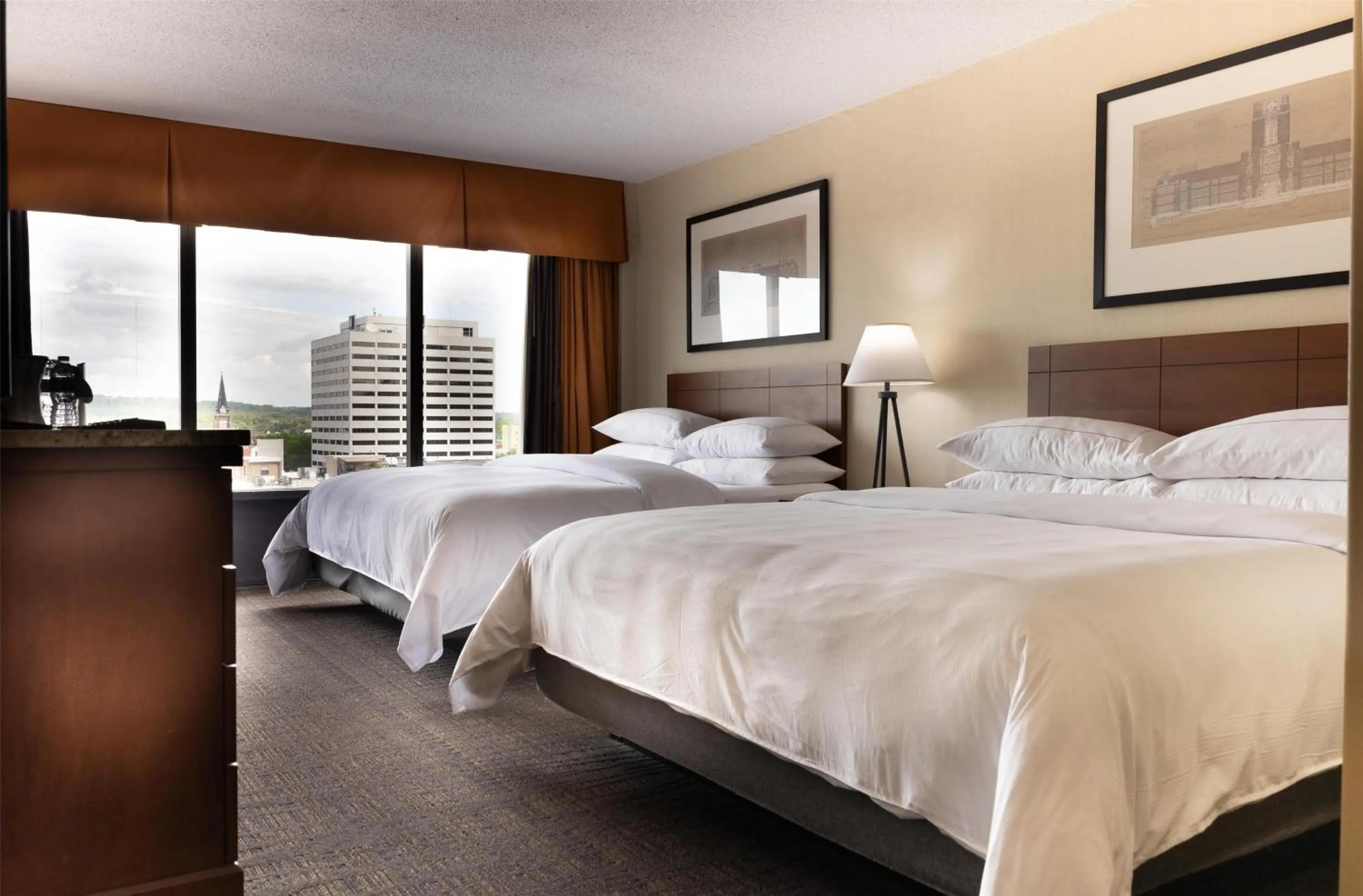 Bed in Hilton Knoxville