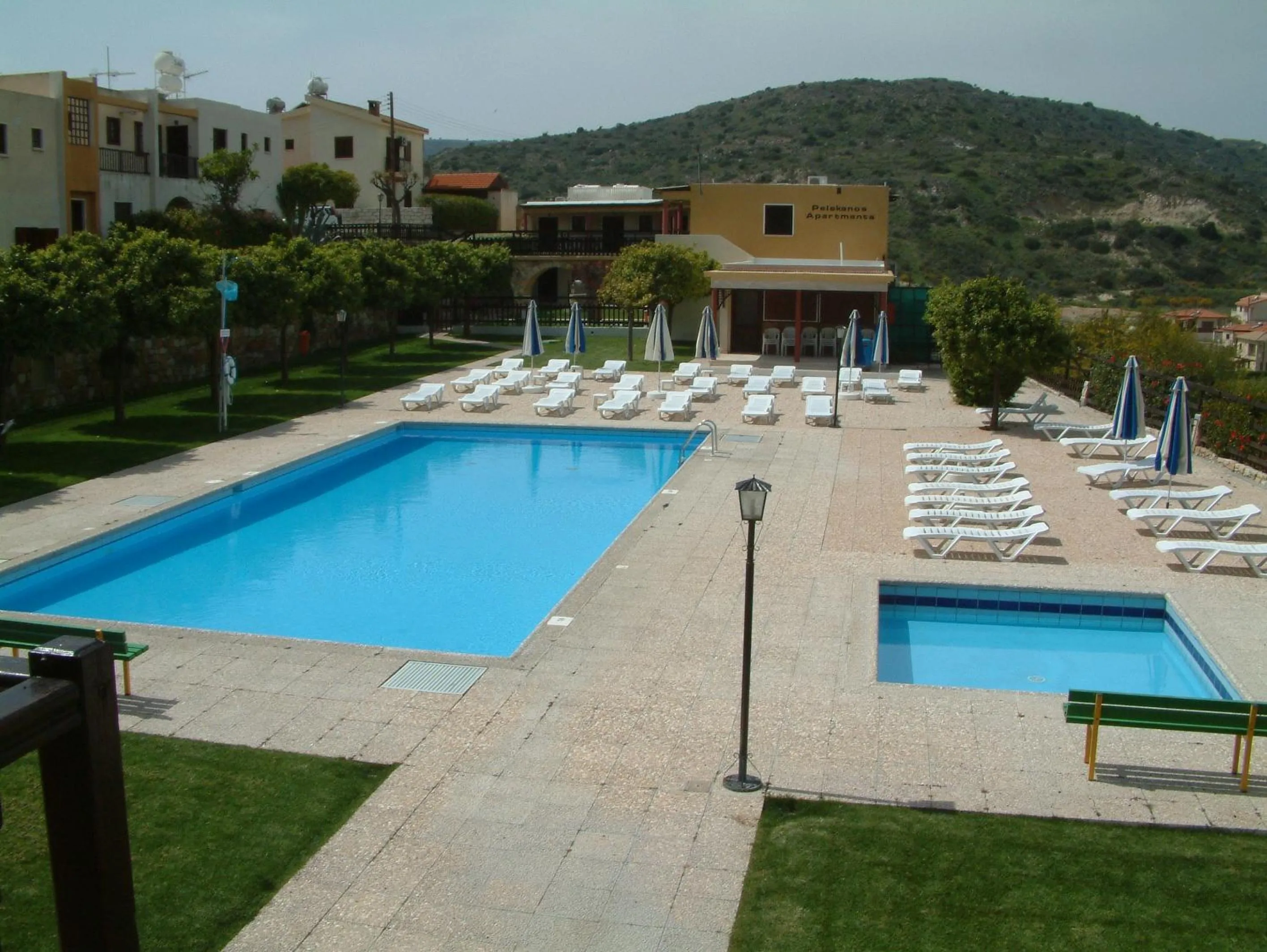 Swimming pool in Pelekanos Apartments