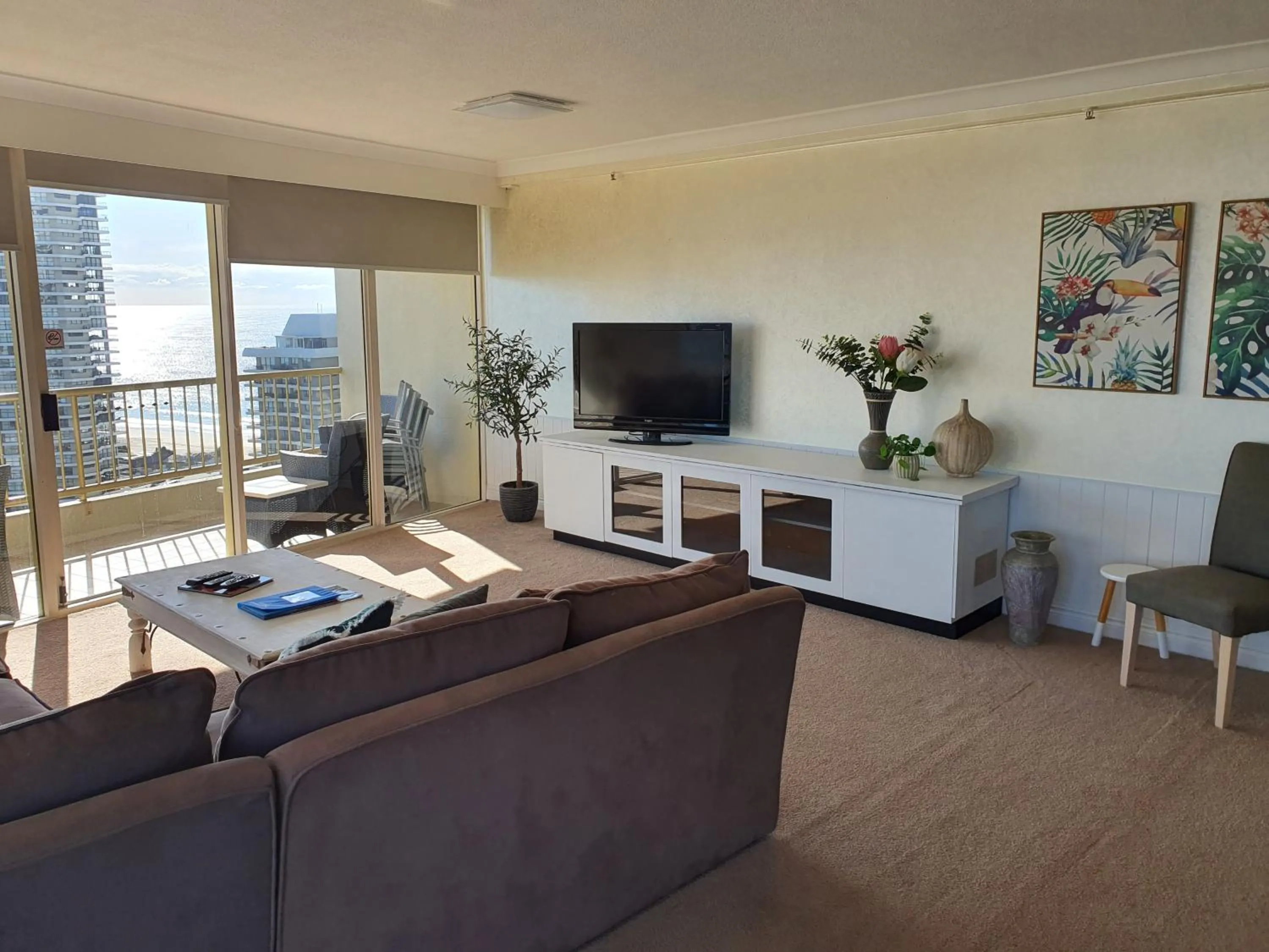 Contessa Holiday Apartments