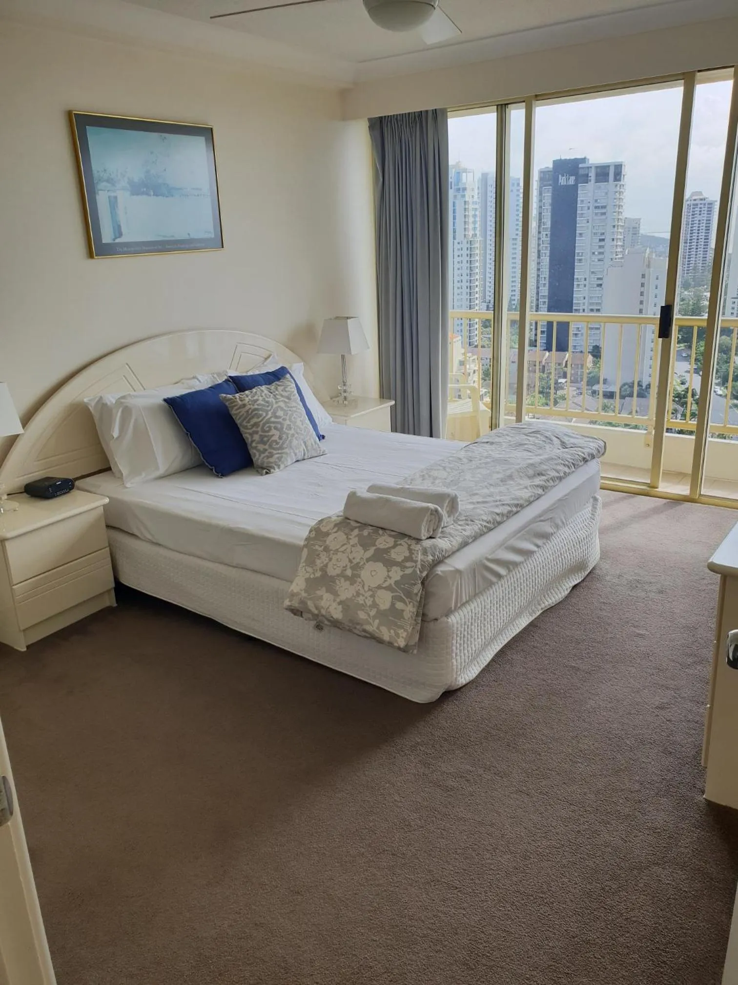 Bed in Contessa Holiday Apartments