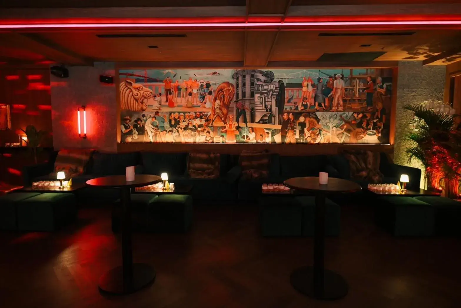 Lounge or bar in The Davis Bangkok Lounge or bar in The Davis Bangkok