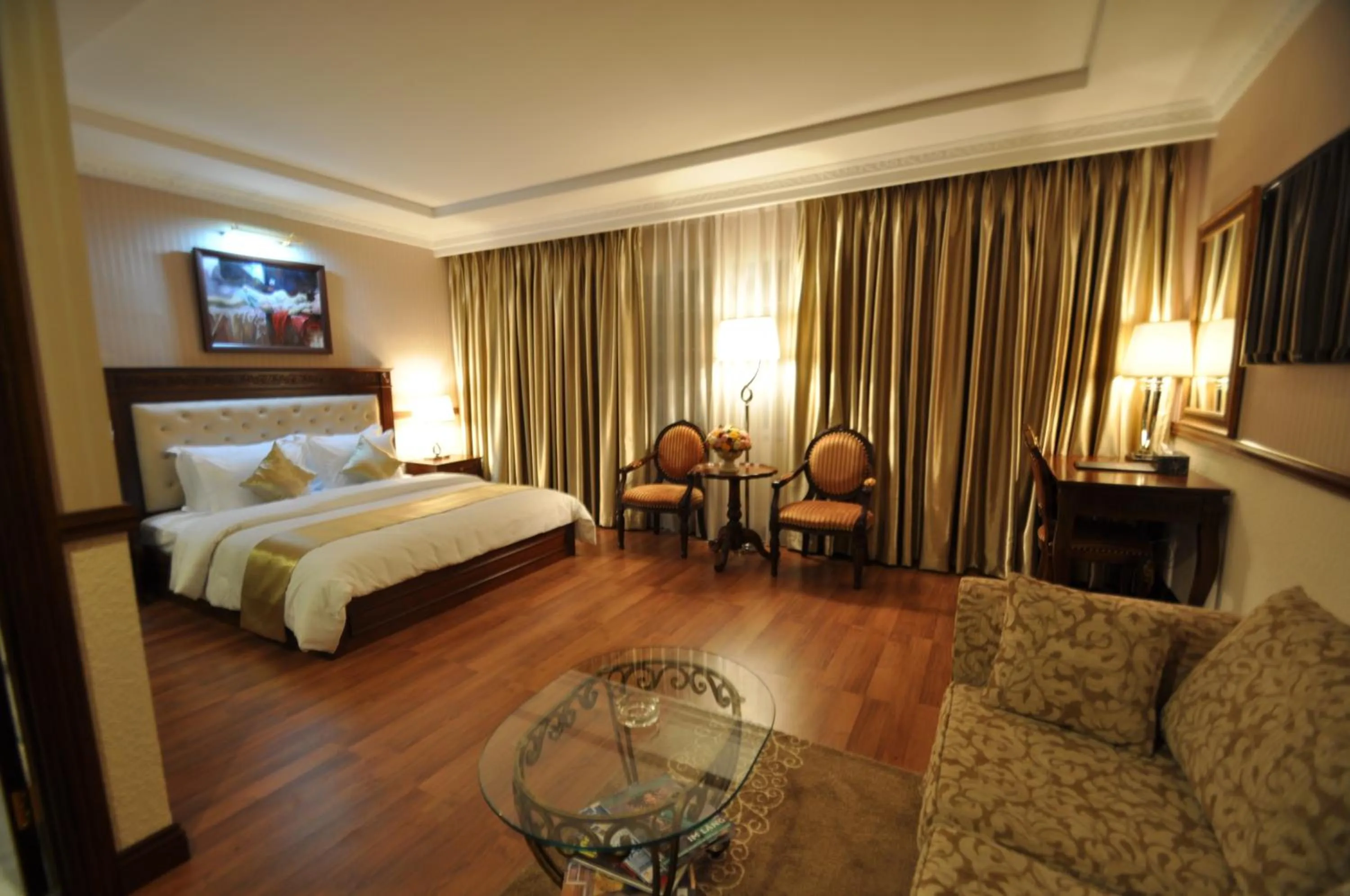 Photo of the whole room, Bed in Boutique Garden Hotel