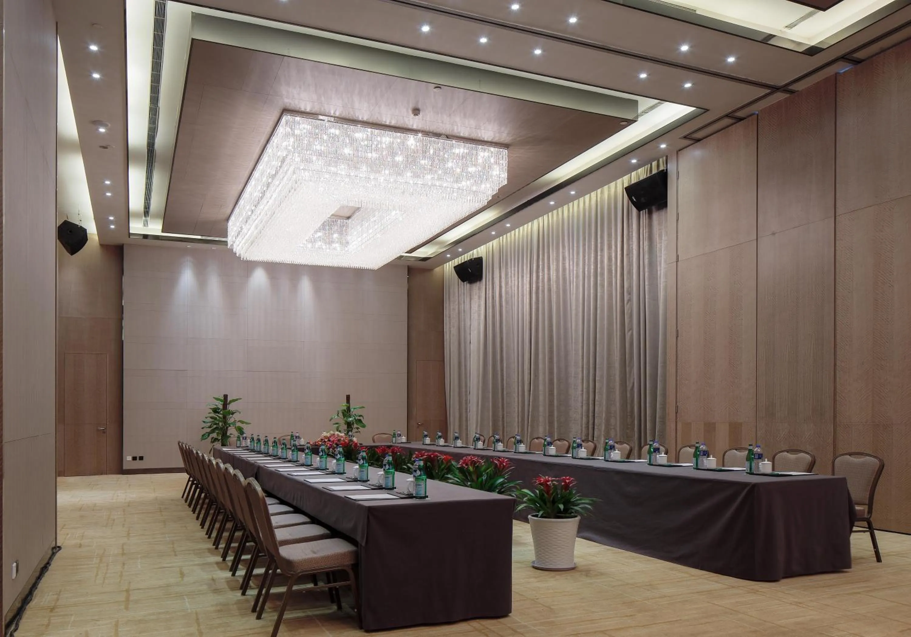 Meeting/conference room in Pullman Anshan Time Square
