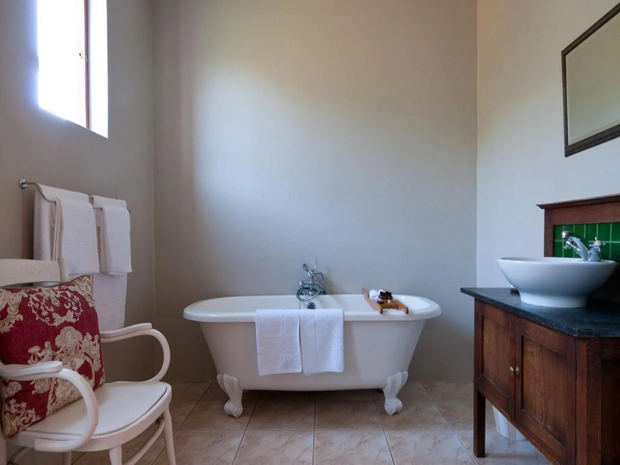 Shower in Leeuwenbosch Country House - Amakhala Game Reserve