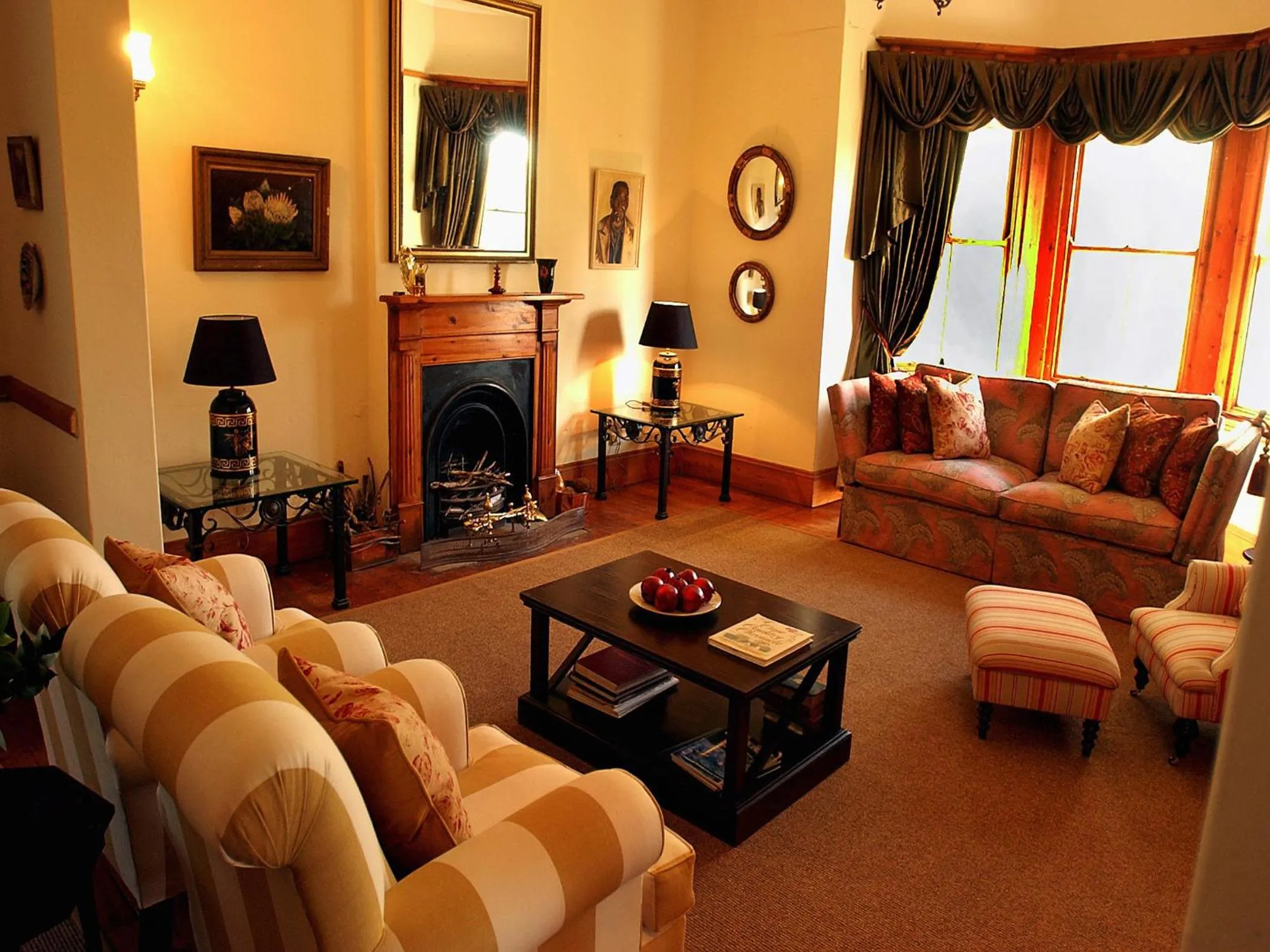 Restaurant/places to eat in Leeuwenbosch Country House - Amakhala Game Reserve