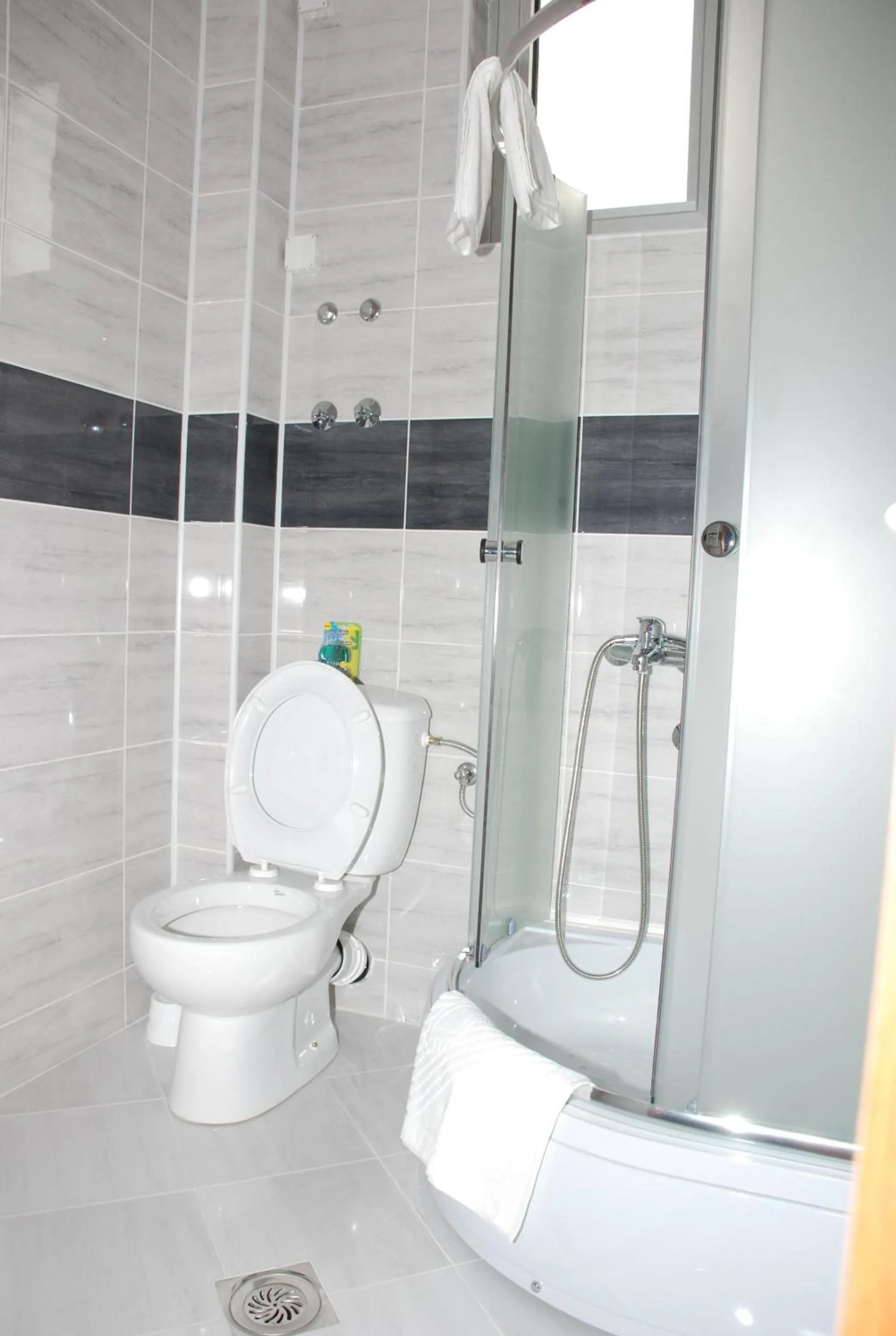 Bathroom in M Garni Hotel