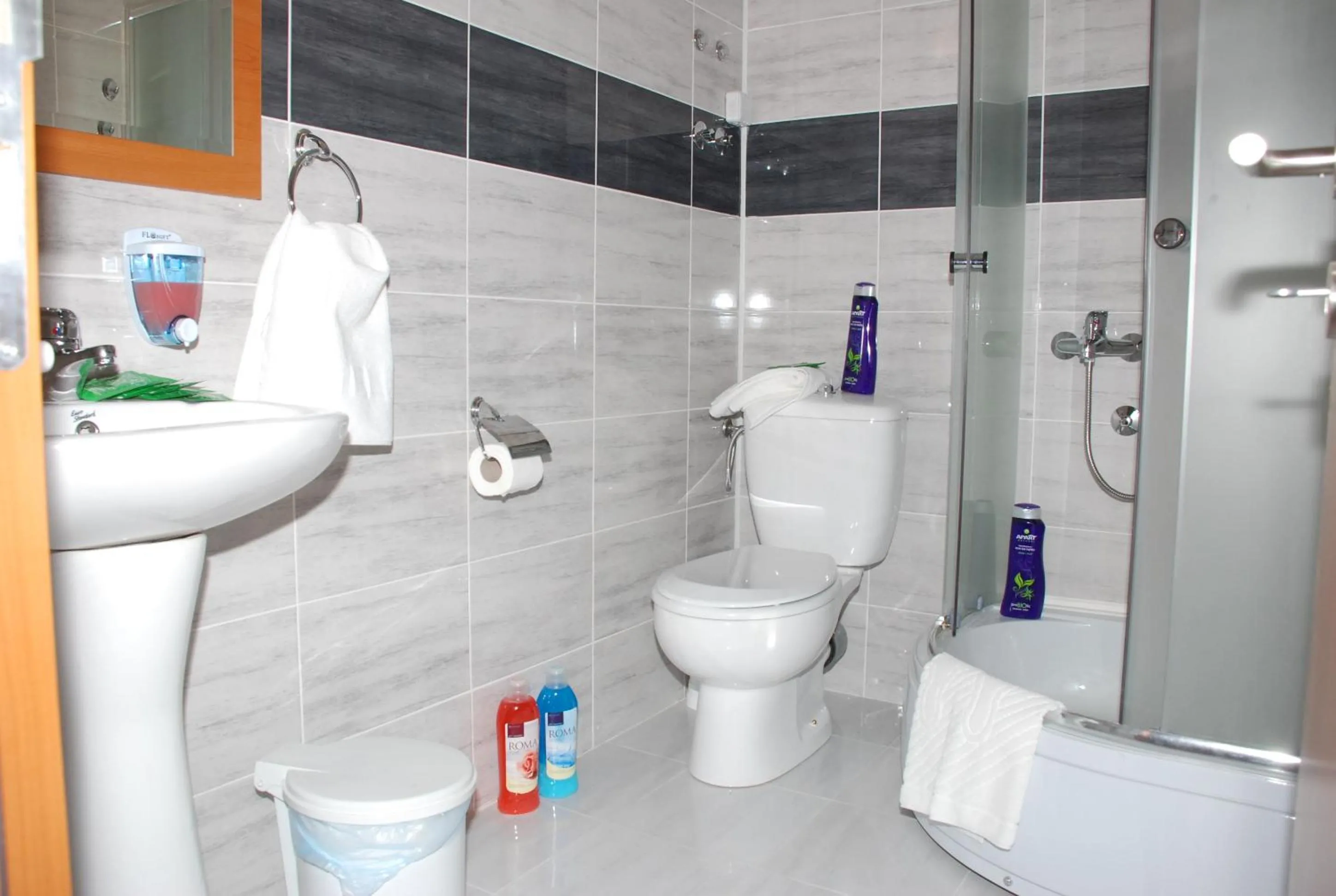 Bathroom in M Garni Hotel