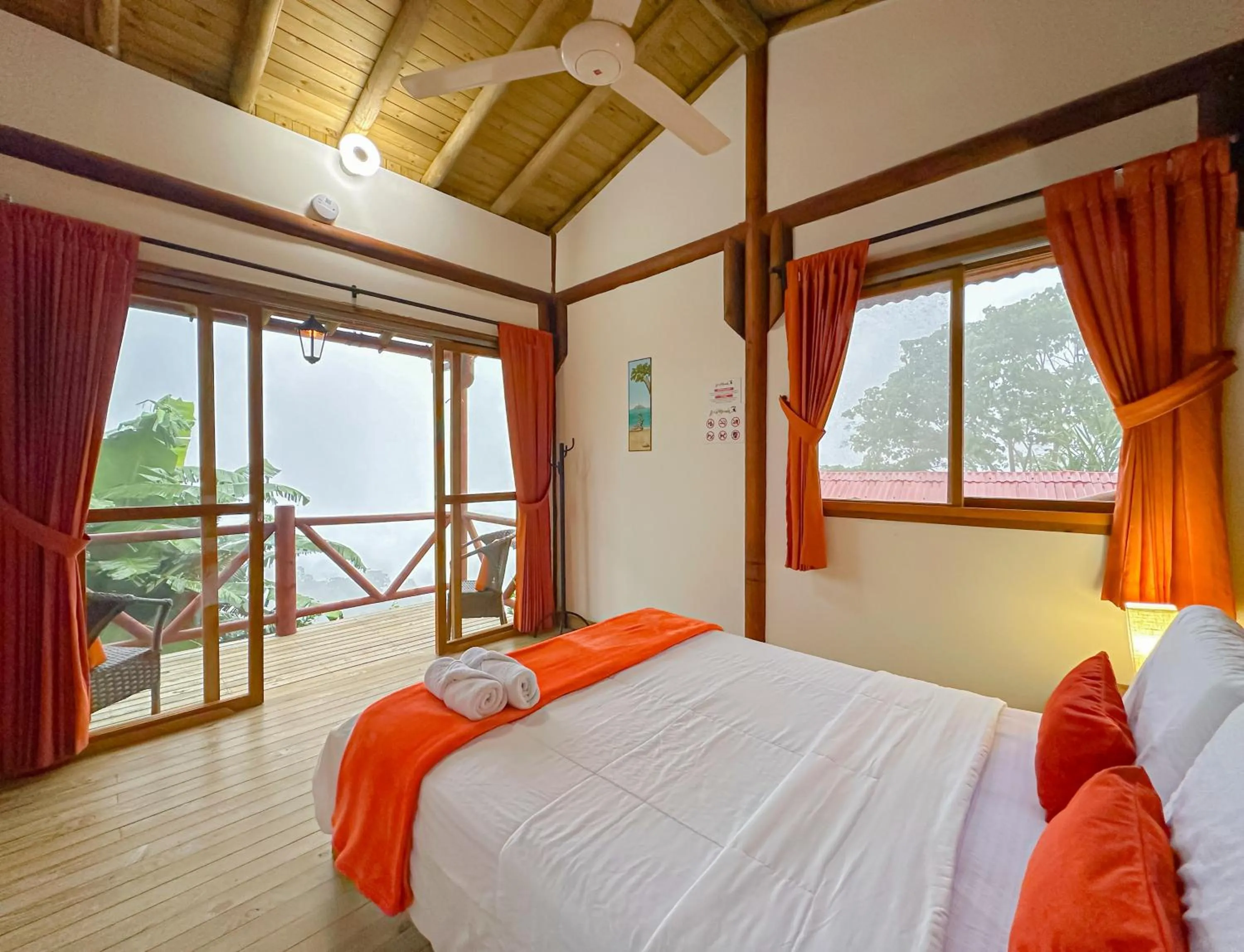 Bedroom, Bed in Loma Nevada Minca Hotel