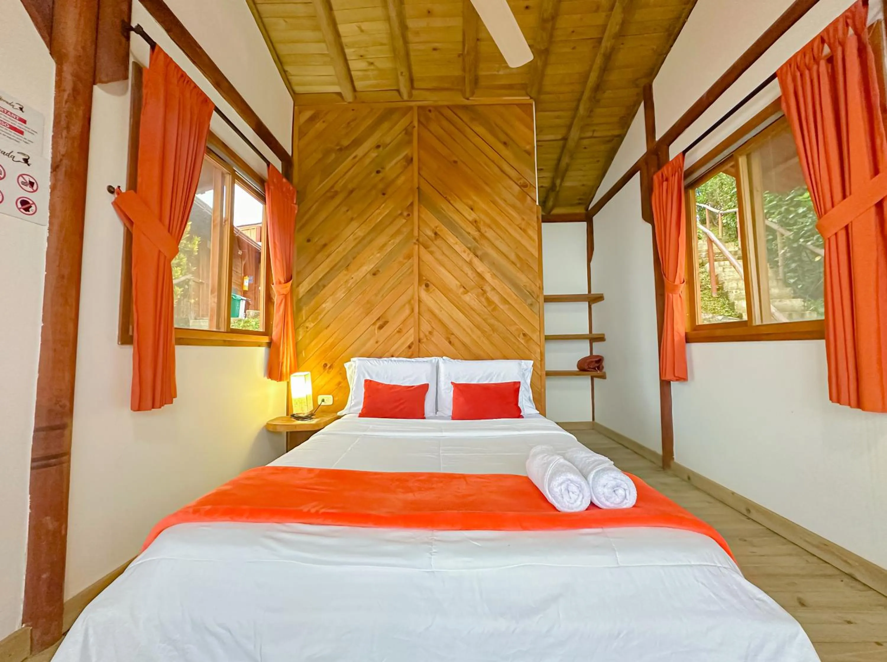 Bedroom, Bed in Loma Nevada Minca Hotel