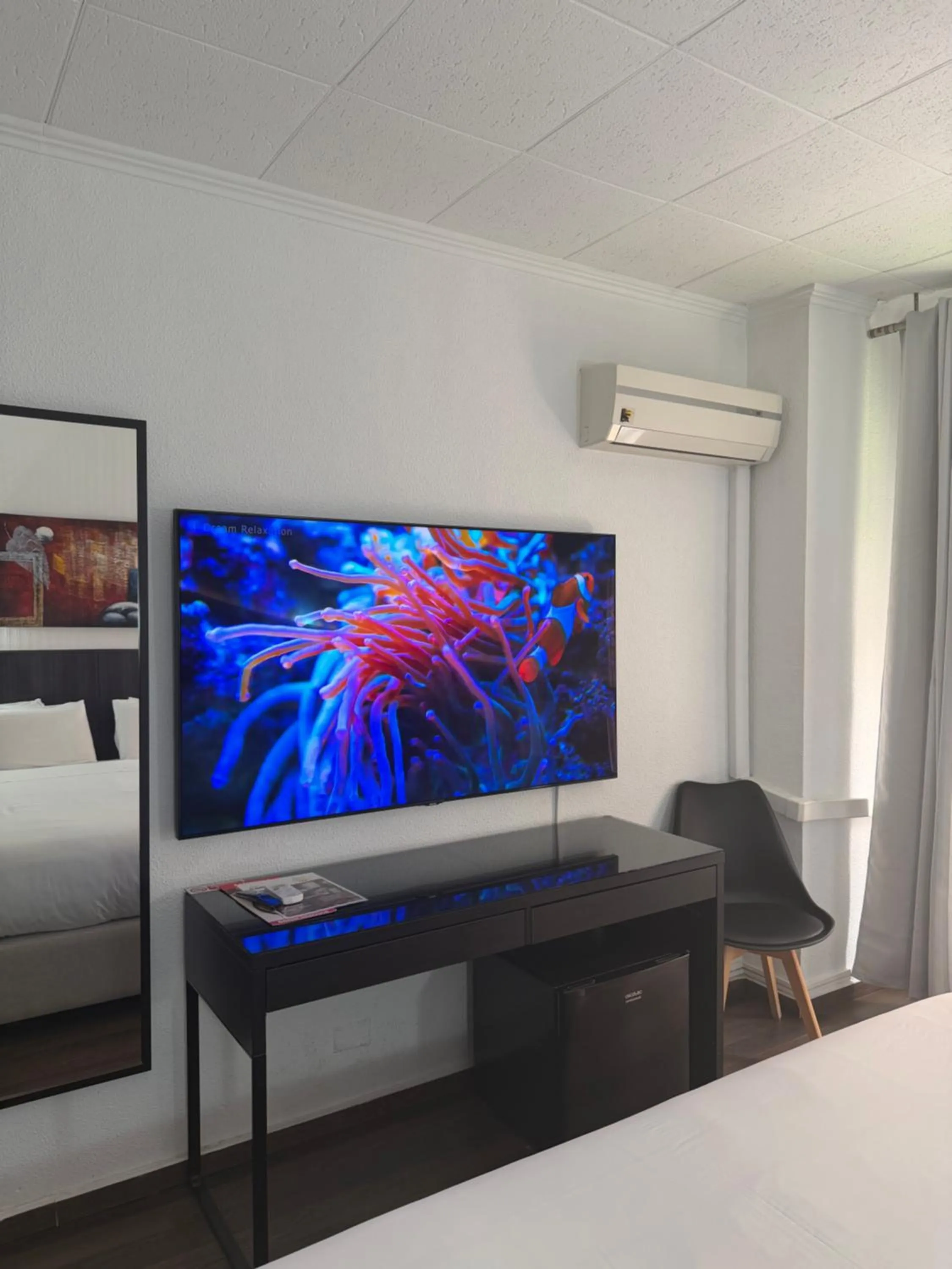 Bed in Hotel Carlos III