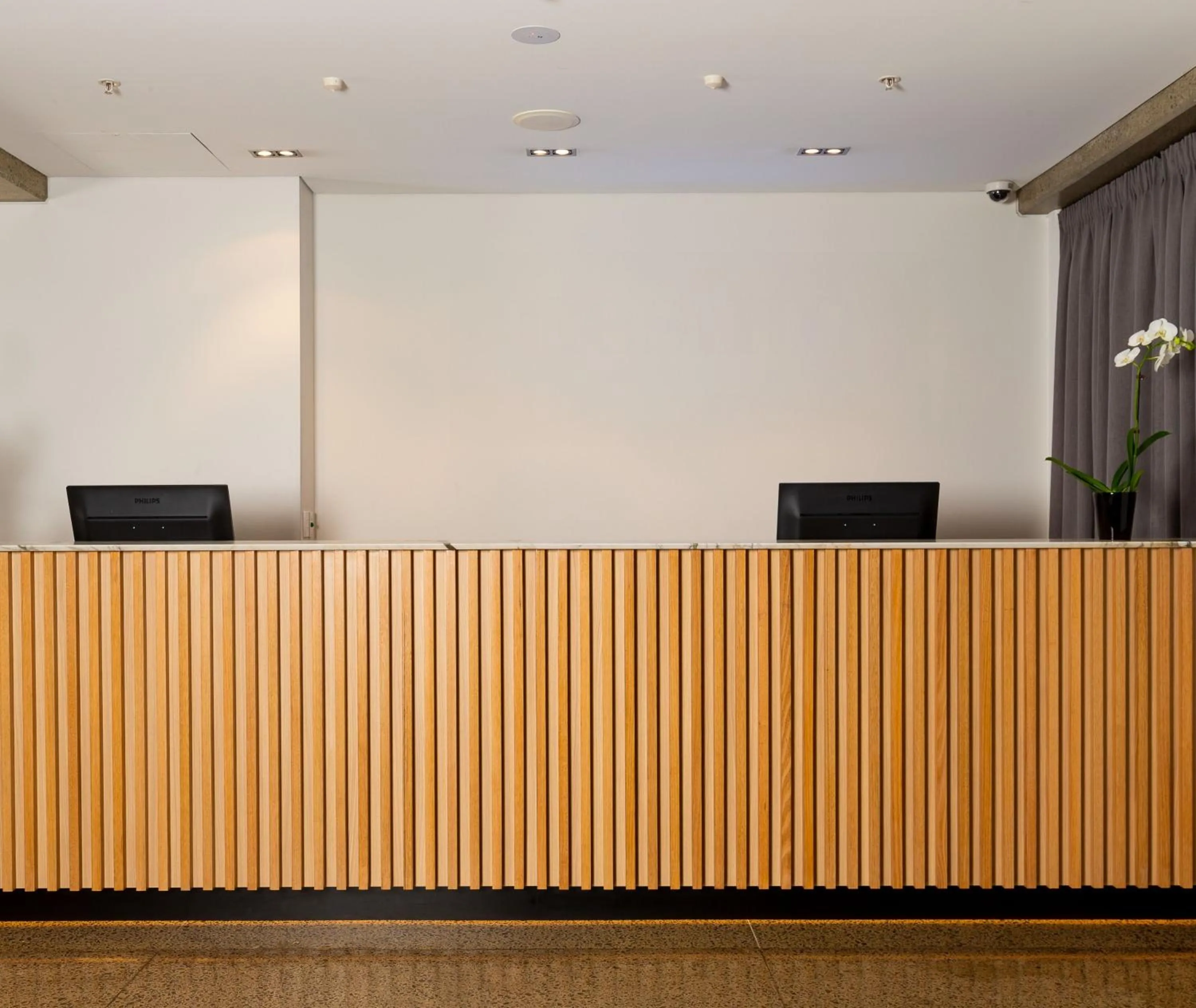 Lobby or reception in Oaks Auckland Hotel