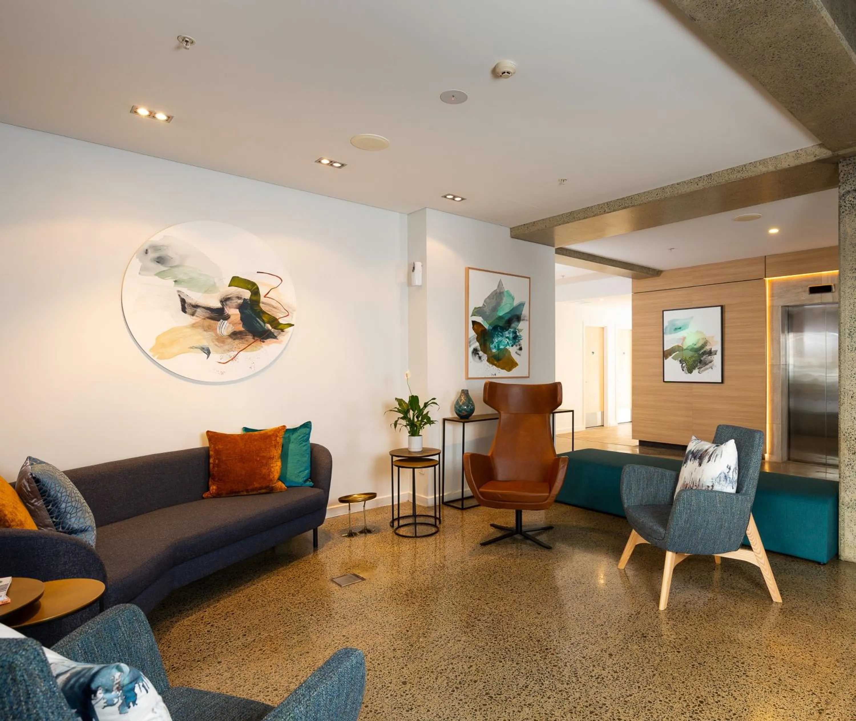 Lobby or reception in Oaks Auckland Hotel