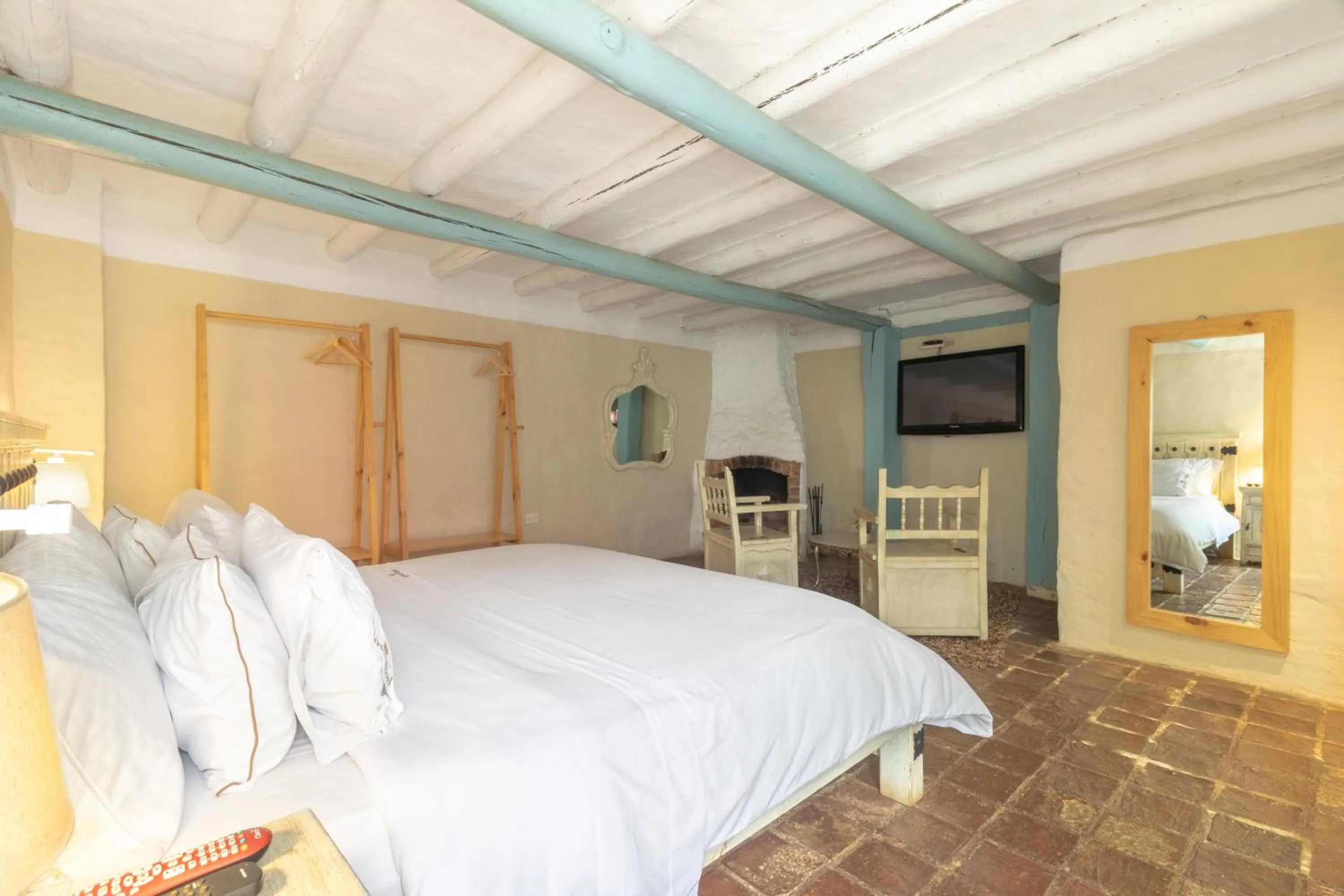 Deluxe King Suite in Casa Provenzal