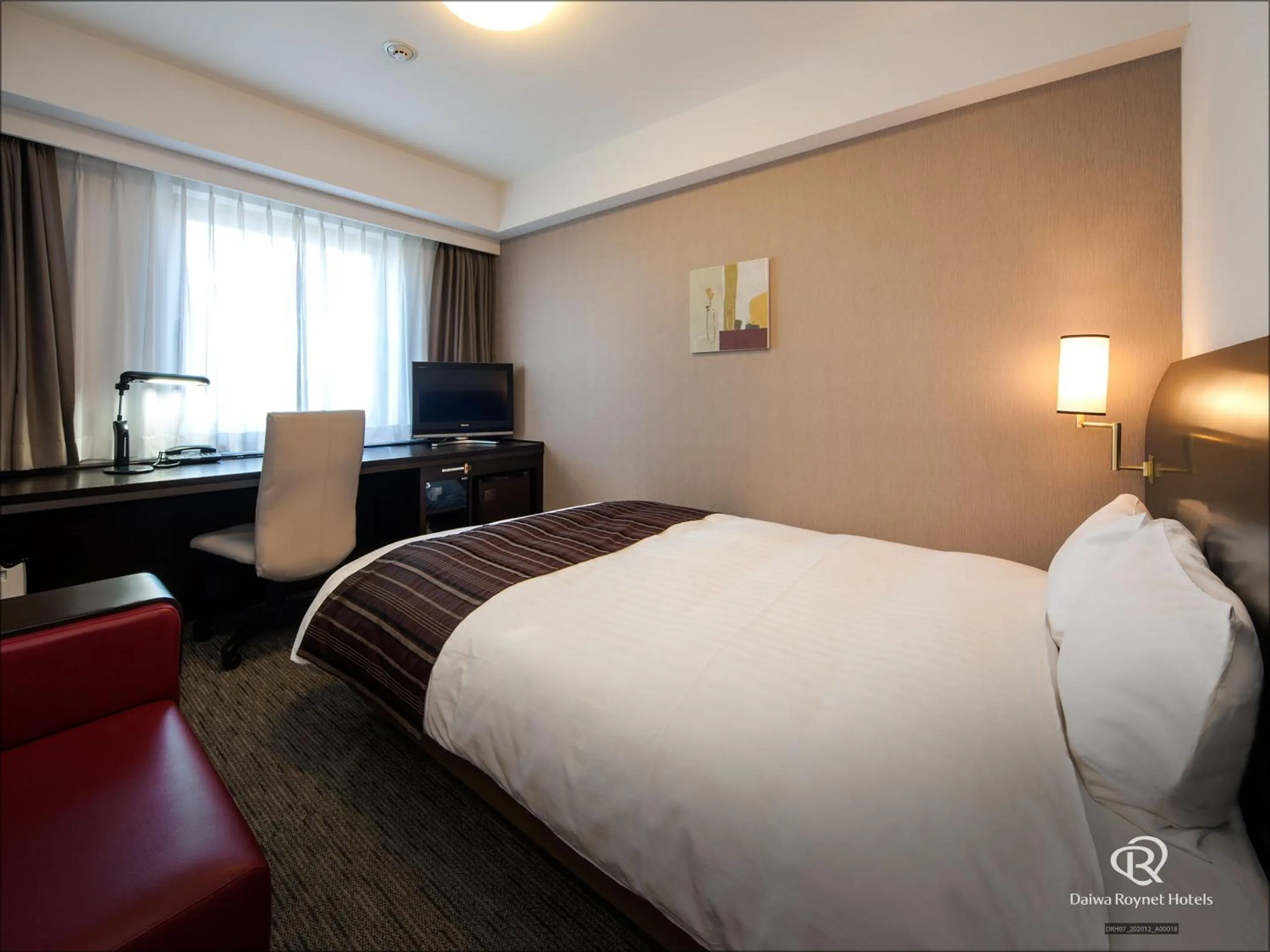 Photo of the whole room, Bed in Daiwa Roynet Hotel Oita
