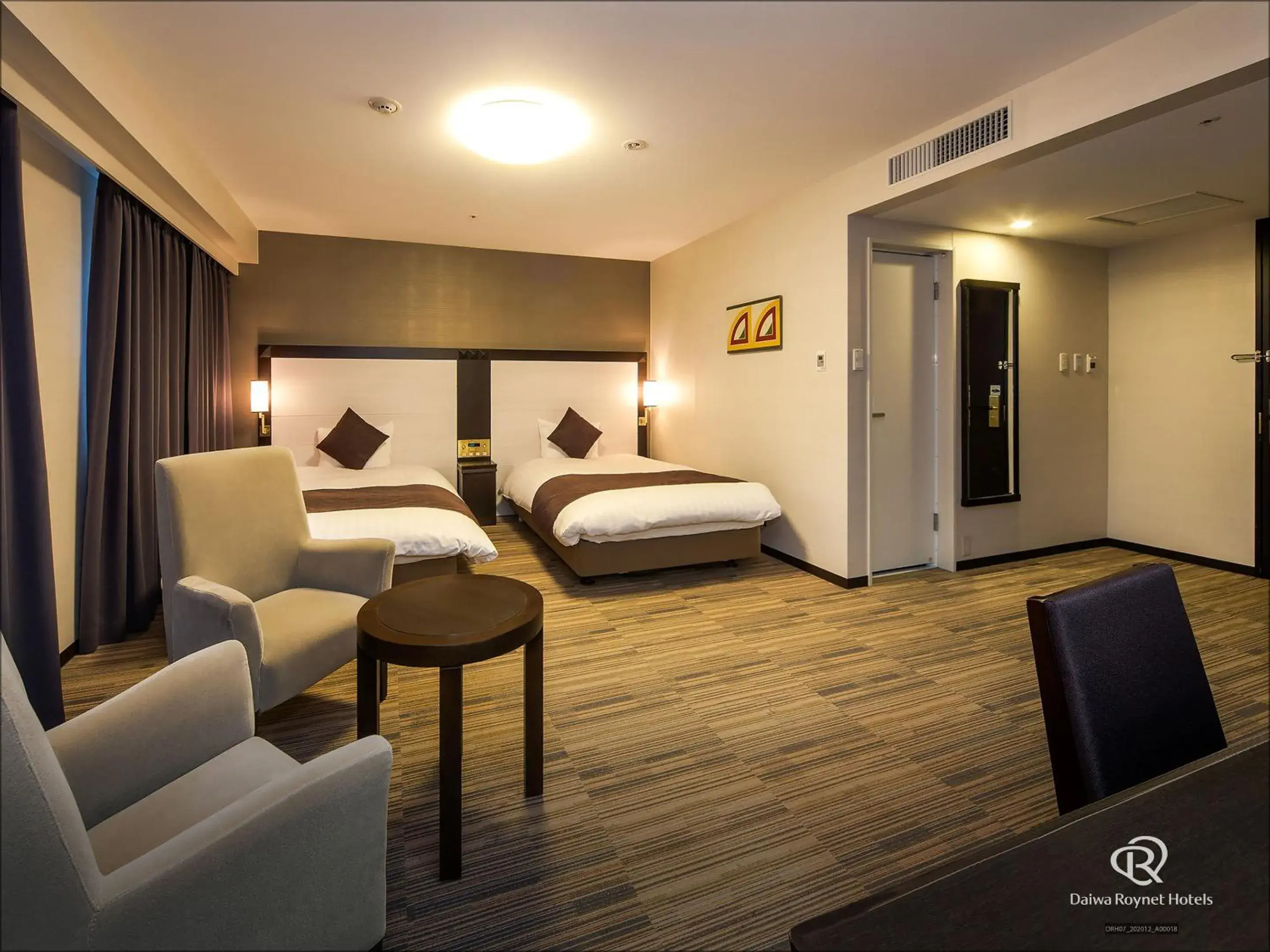 Photo of the whole room, Bed in Daiwa Roynet Hotel Oita Photo of the whole room, Bed in Daiwa Roynet Hotel Oita