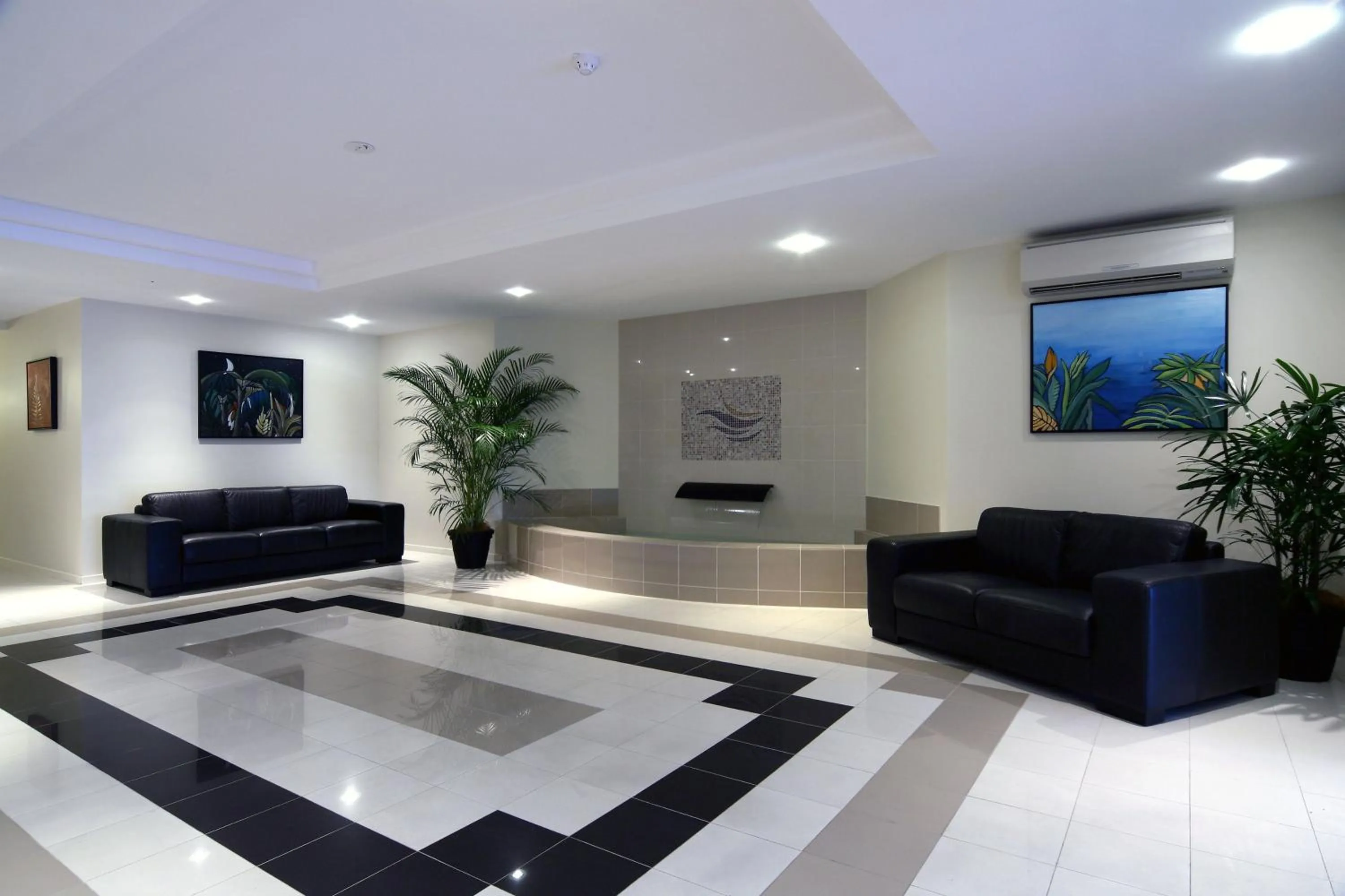 Lobby or reception in Scarborough Beach Resort Brisbane