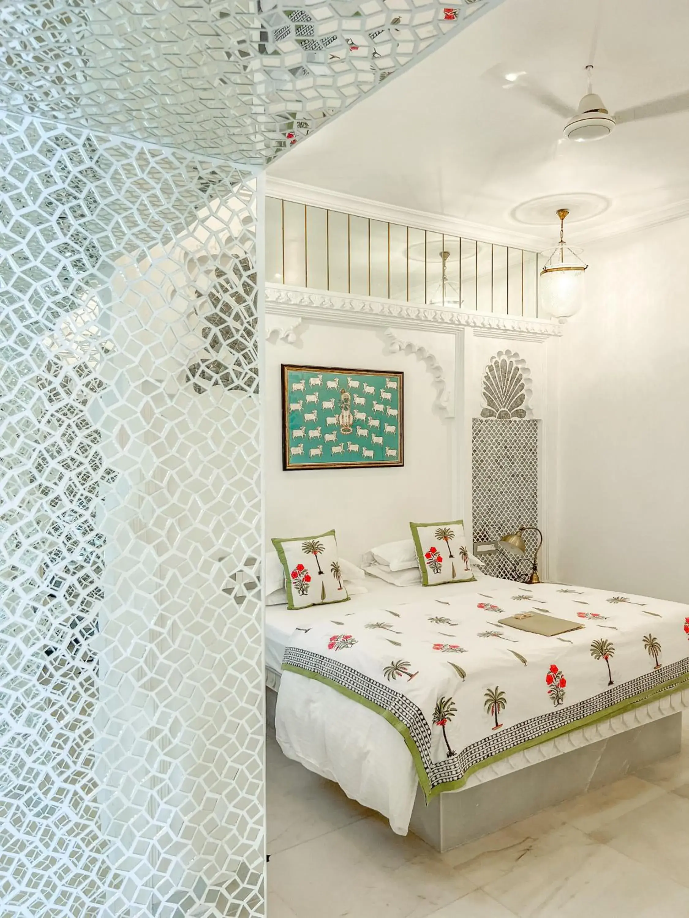 Bed in Jagat Niwas Palace Bed in Jagat Niwas Palace