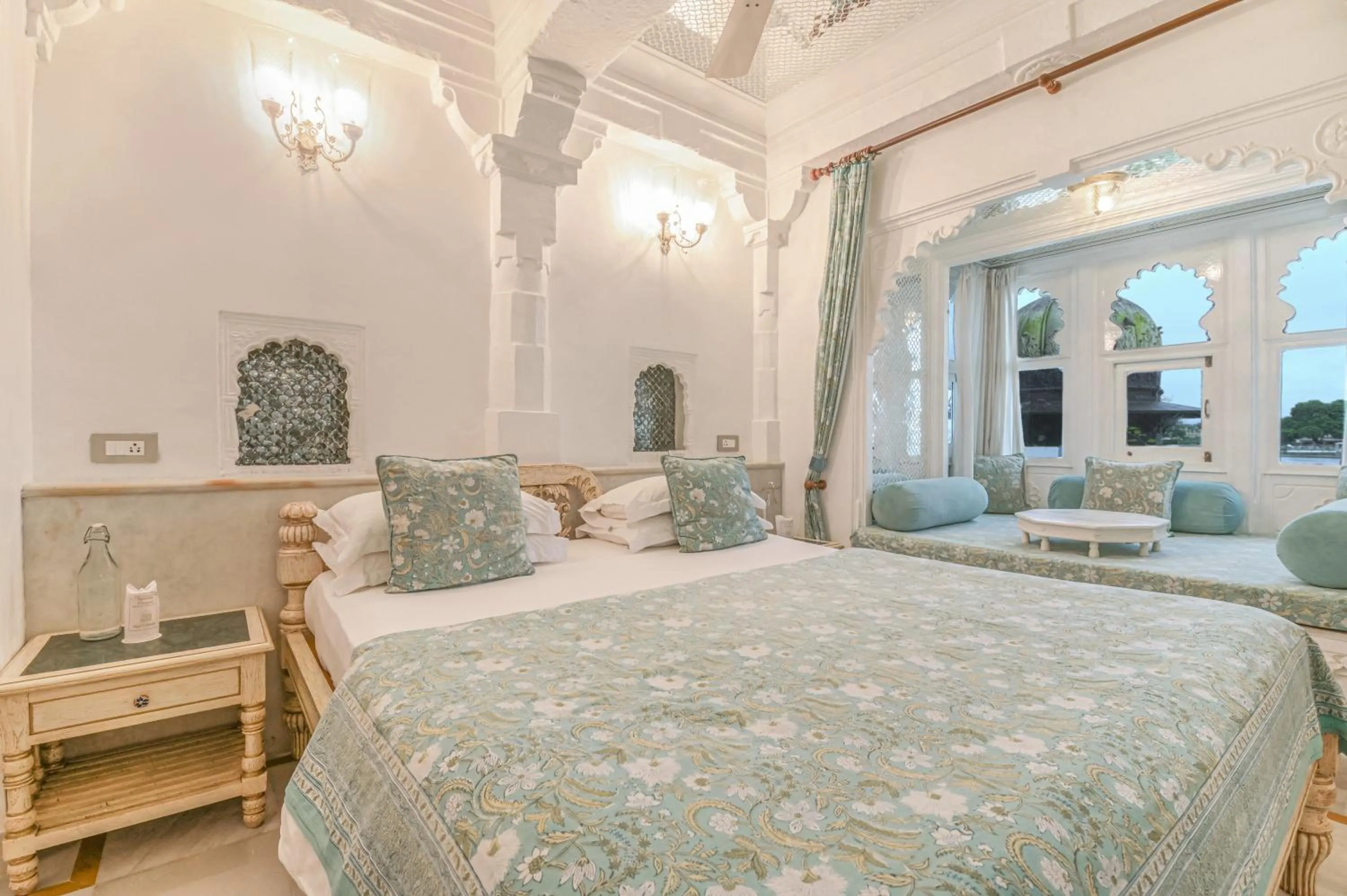 View (from property/room), Bed in Jagat Niwas Palace