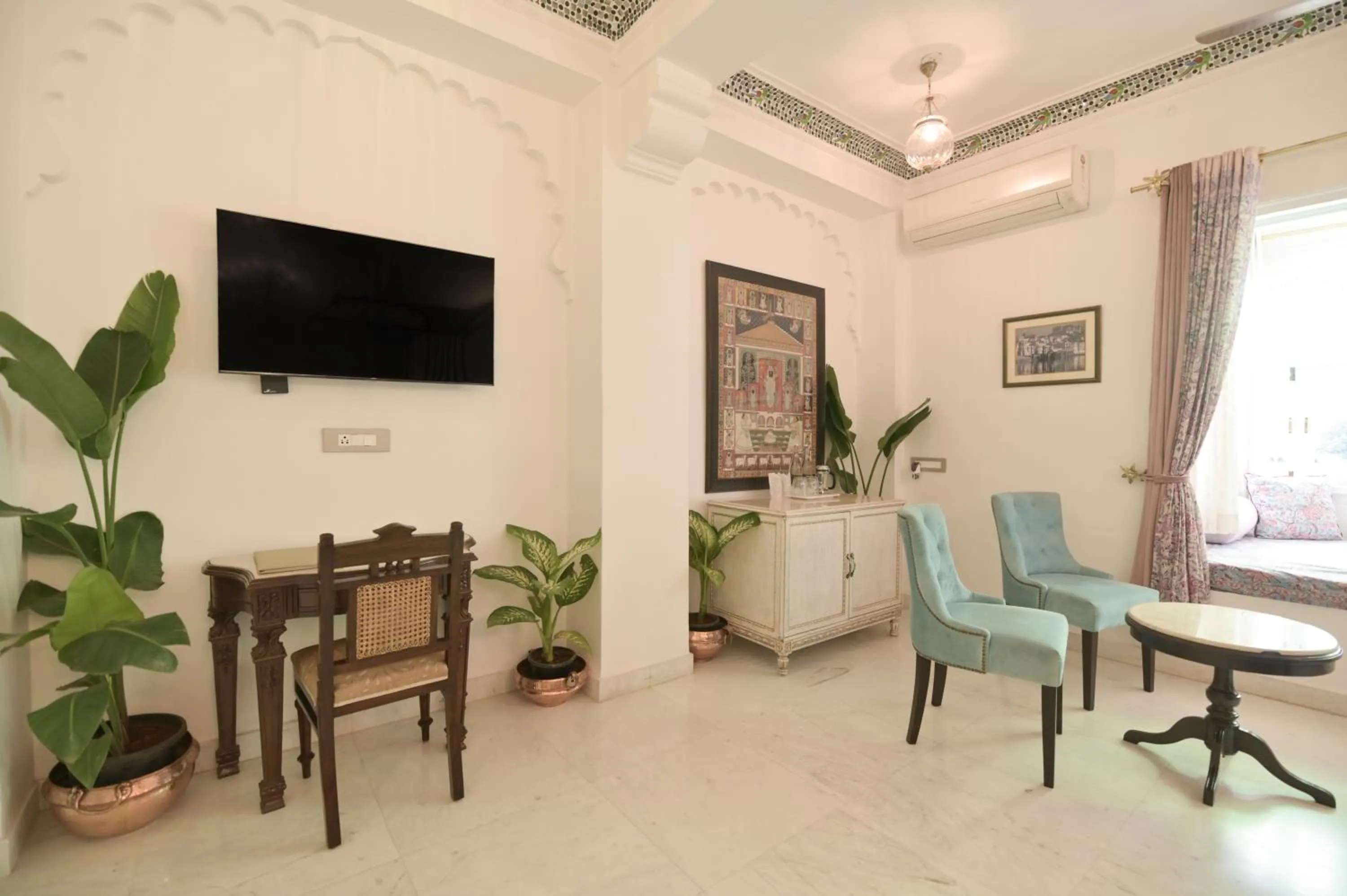 TV and multimedia in Jagat Niwas Palace