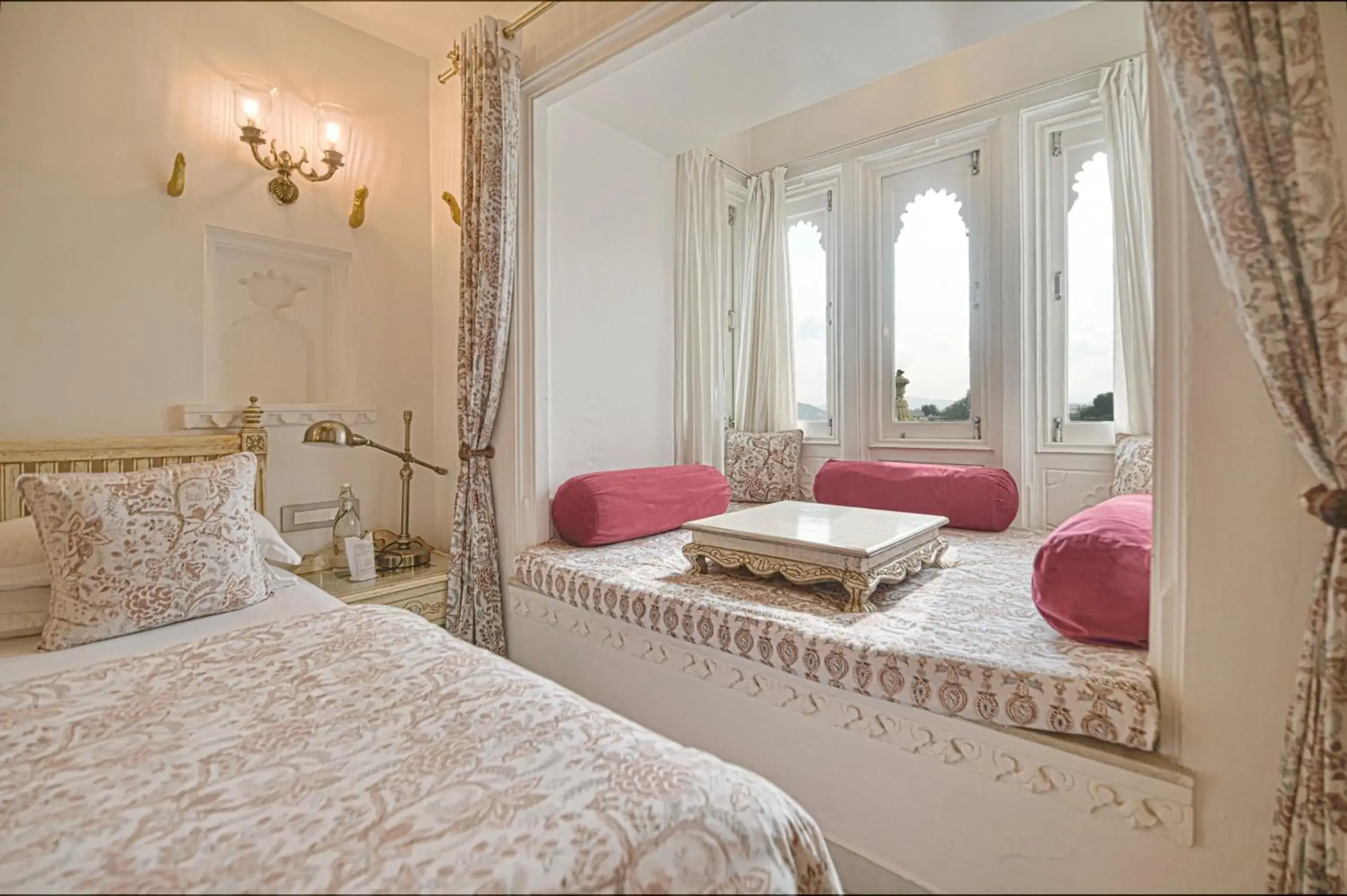 View (from property/room), Bed in Jagat Niwas Palace View (from property/room), Bed in Jagat Niwas Palace