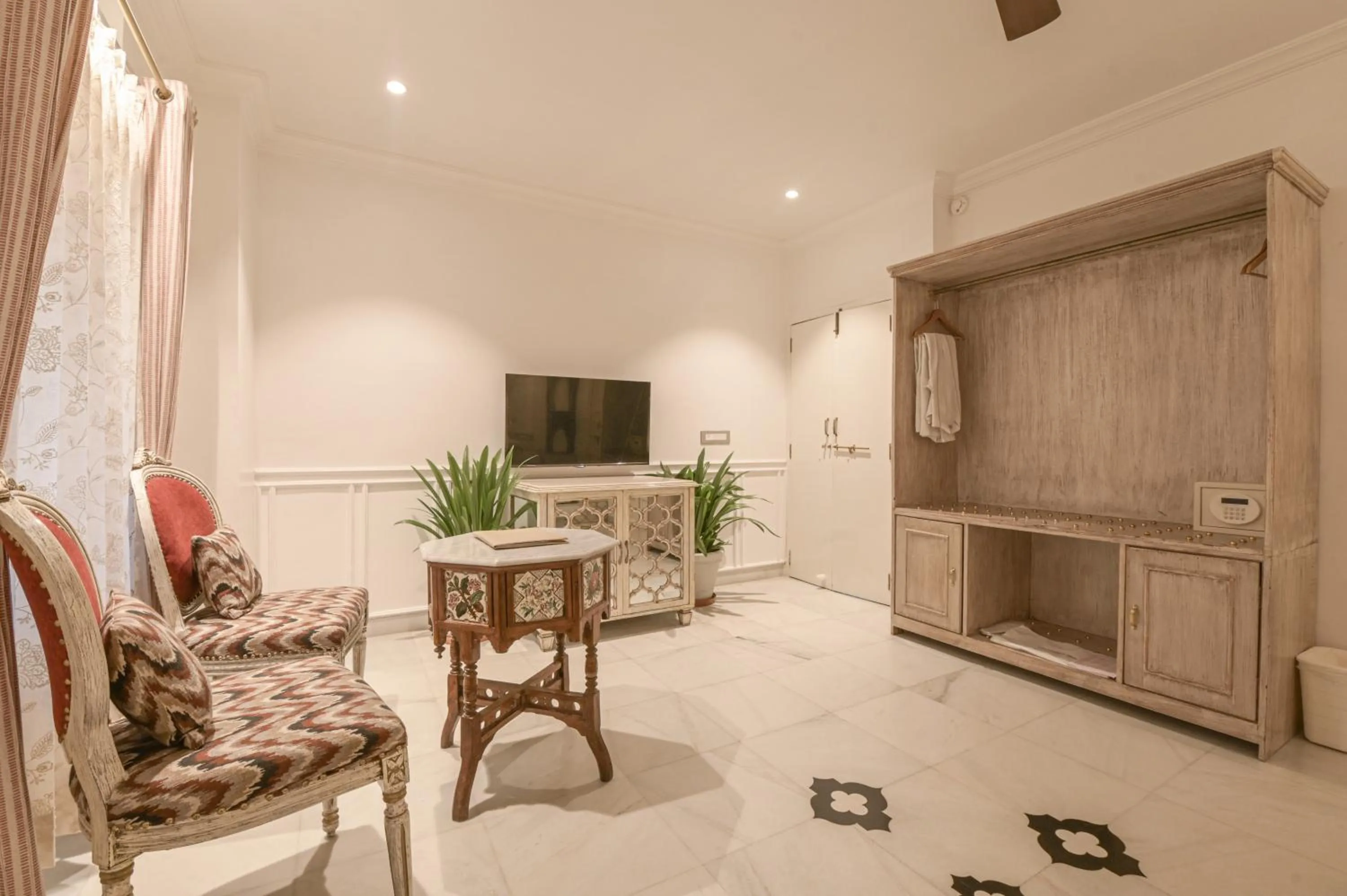 TV and multimedia in Jagat Niwas Palace