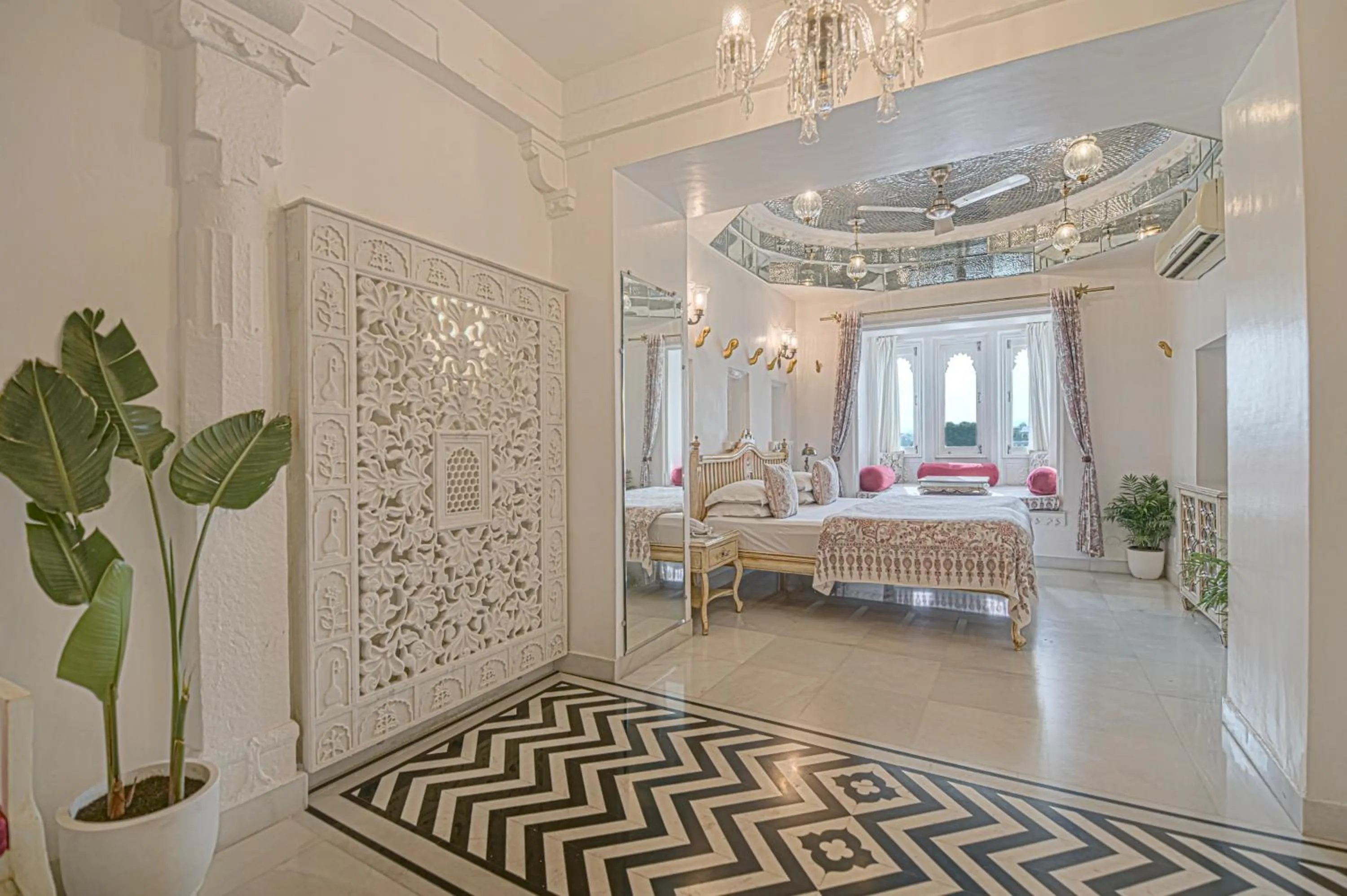 Decorative detail, Bed in Jagat Niwas Palace