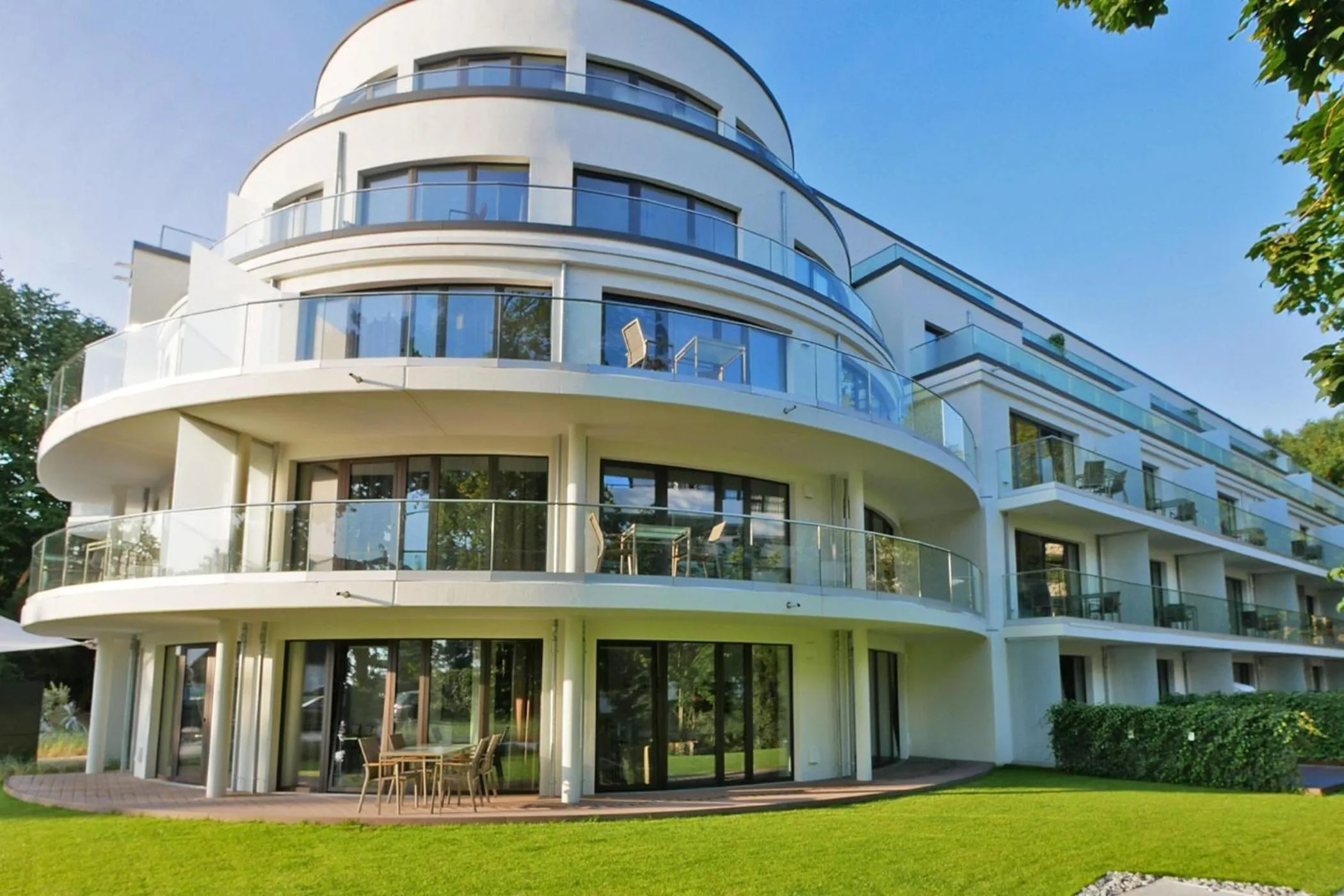 Property building in White Pearl Apartment 0.14