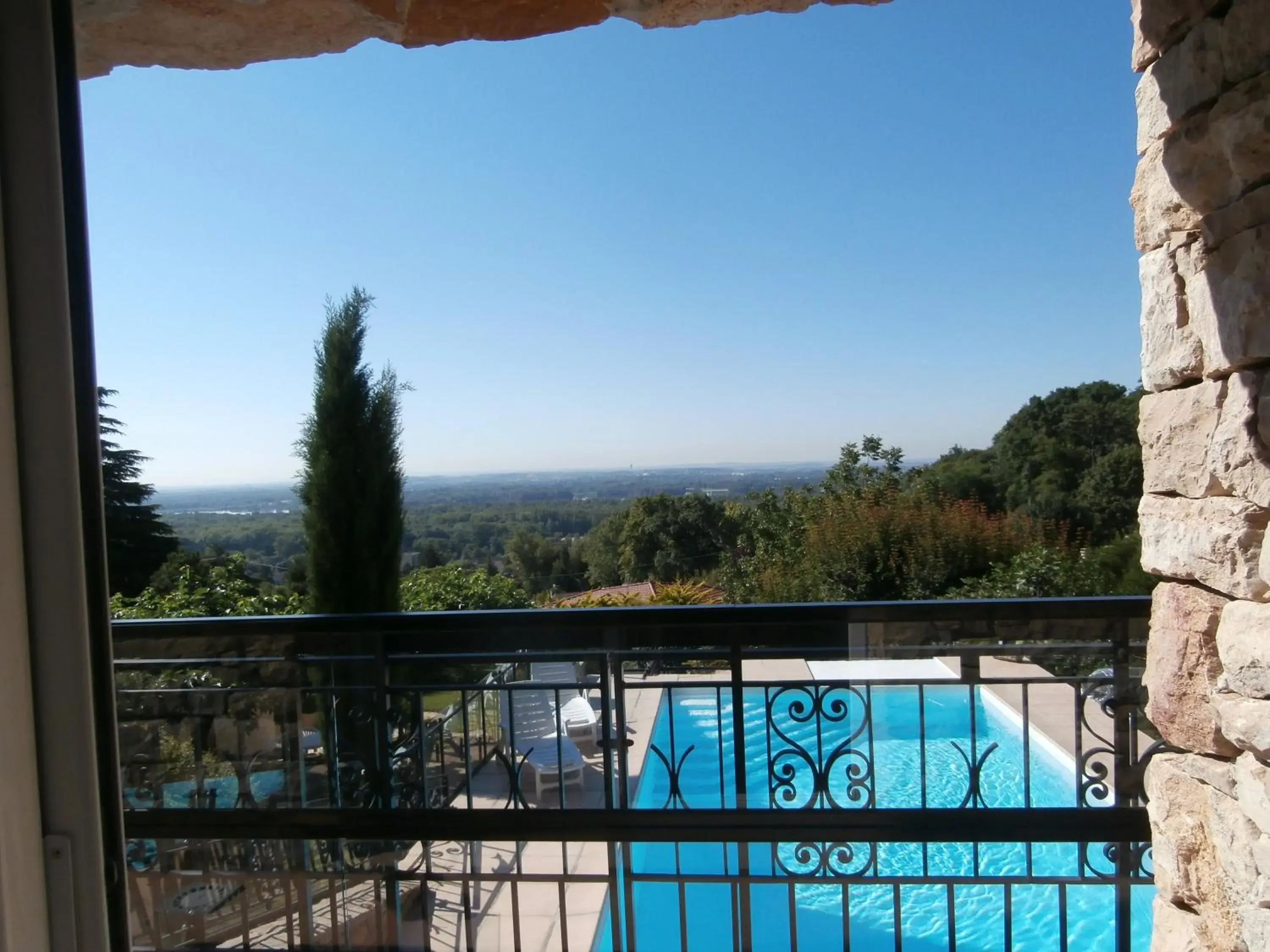 Double Room with Panoramic View - single occupancy in La Villa du Rhône Double Room with Panoramic View - single occupancy in La Villa du Rhône