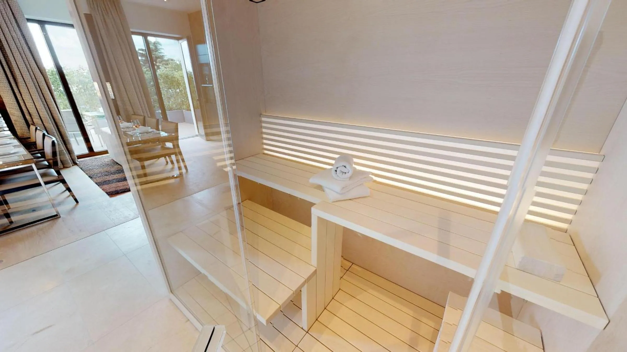 White Pearl Apartment 4.40