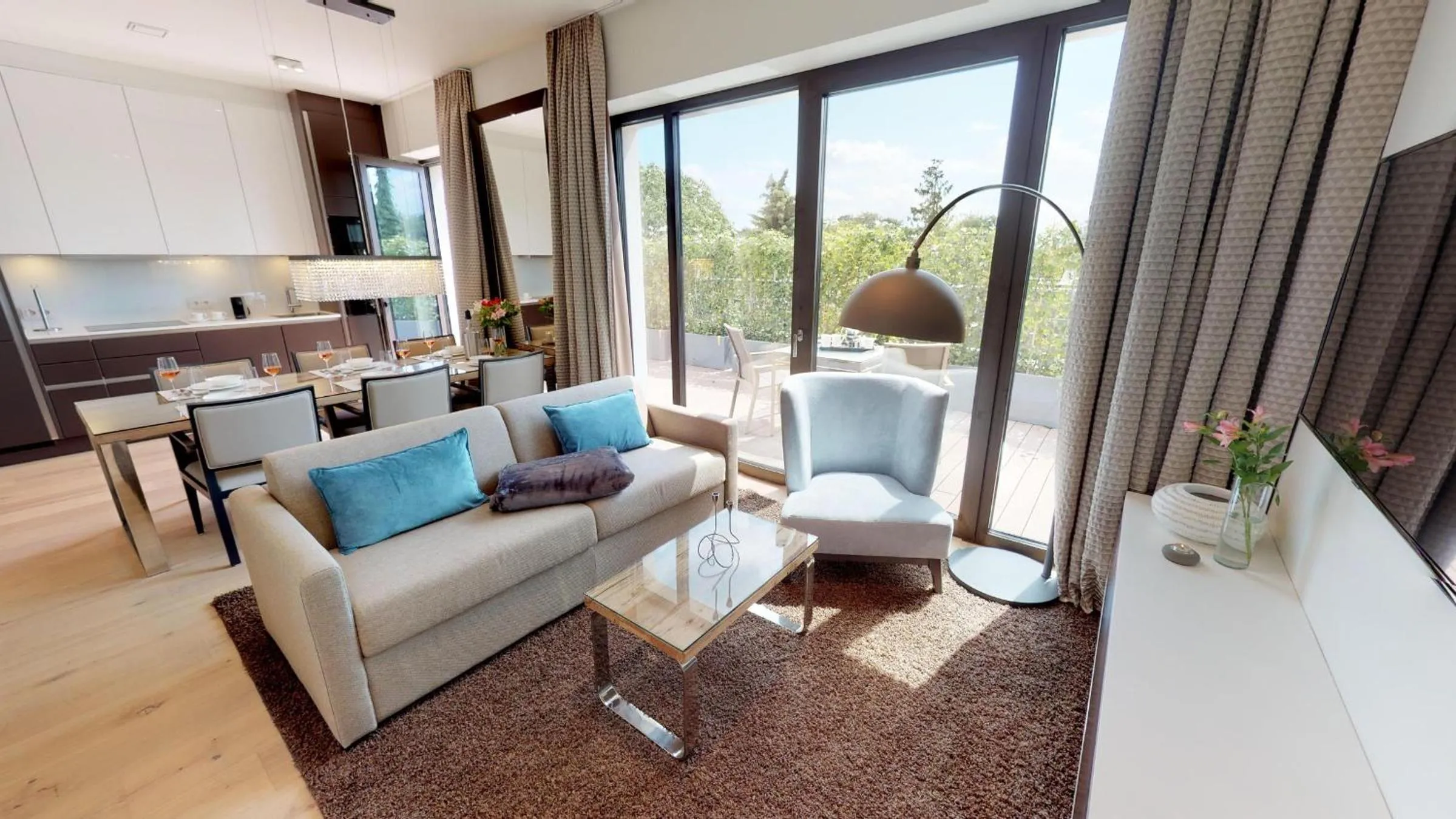 White Pearl Apartment 4.40