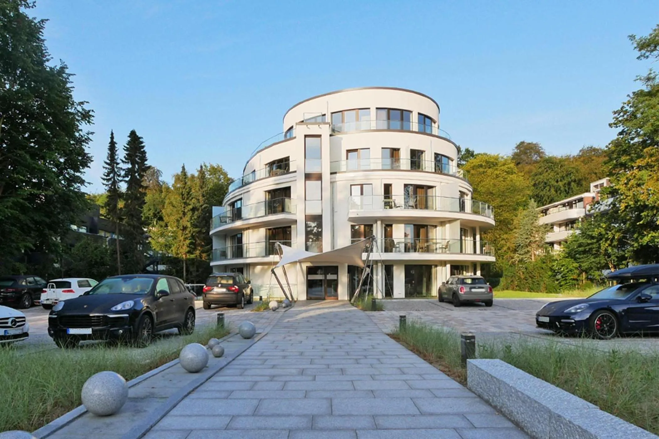 Property building in White Pearl Apartment 1.01